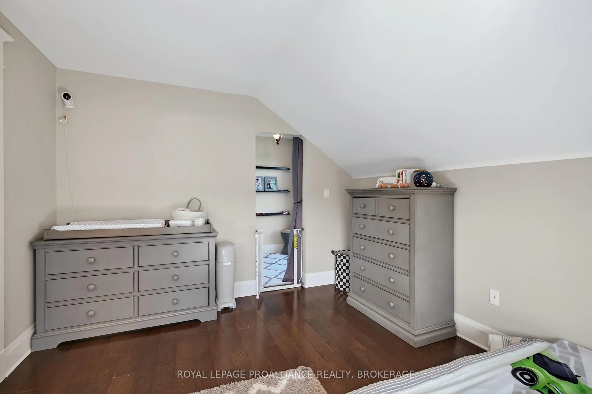 Photo 23 of 2489 Quabbin Road, Kingston, City North of 401 — HOMEH
