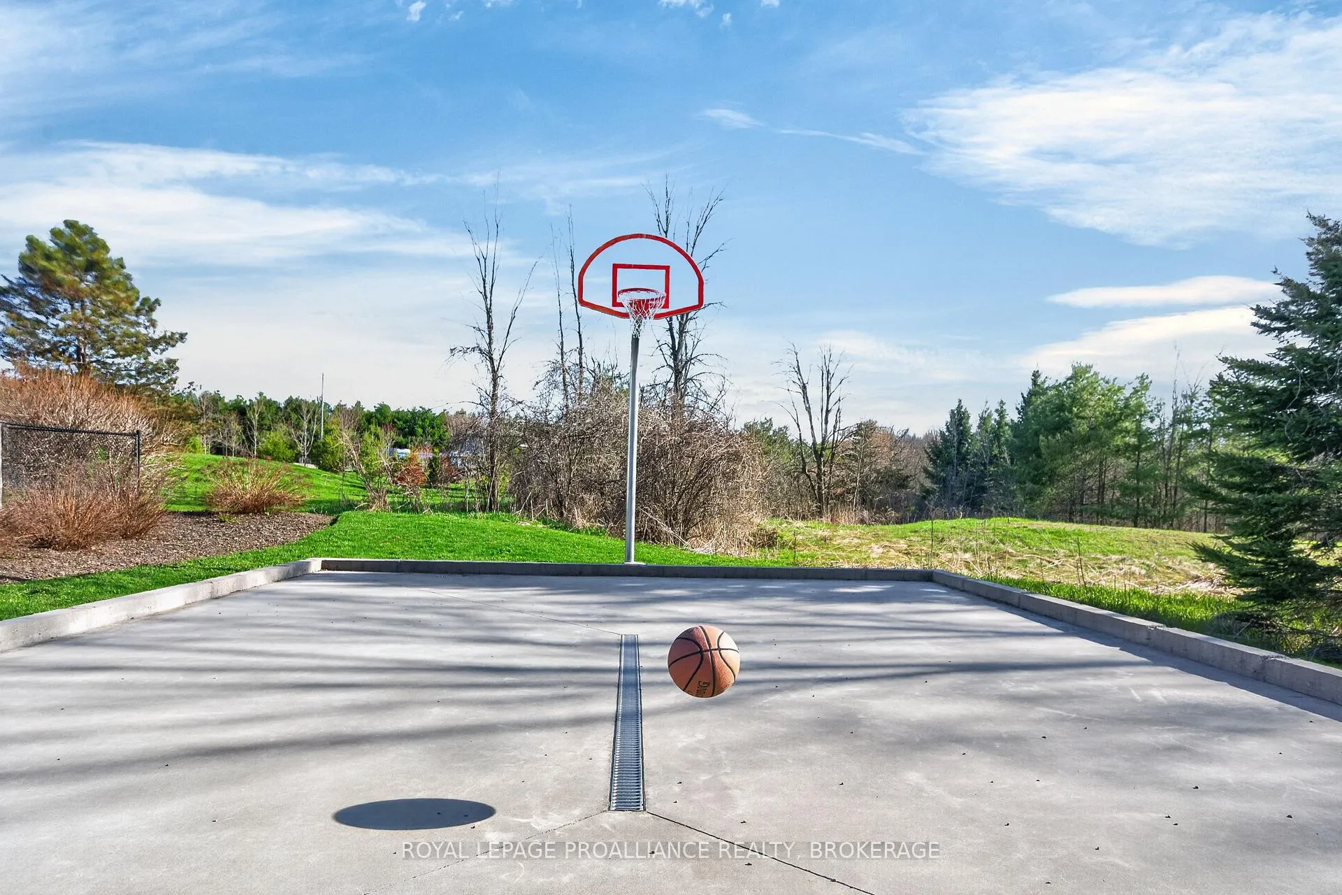 Photo 37 of 2489 Quabbin Road, Kingston, City North of 401 — HOMEH