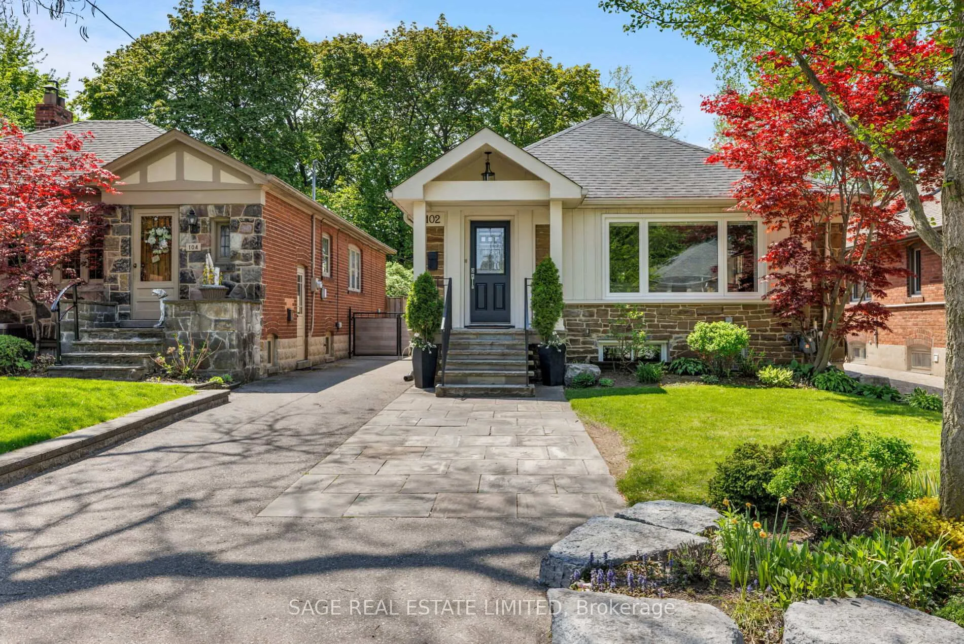 Photo 1 of 102 Humbervale Boulevard, Etobicoke, Stonegate-Queensway — HOMEH