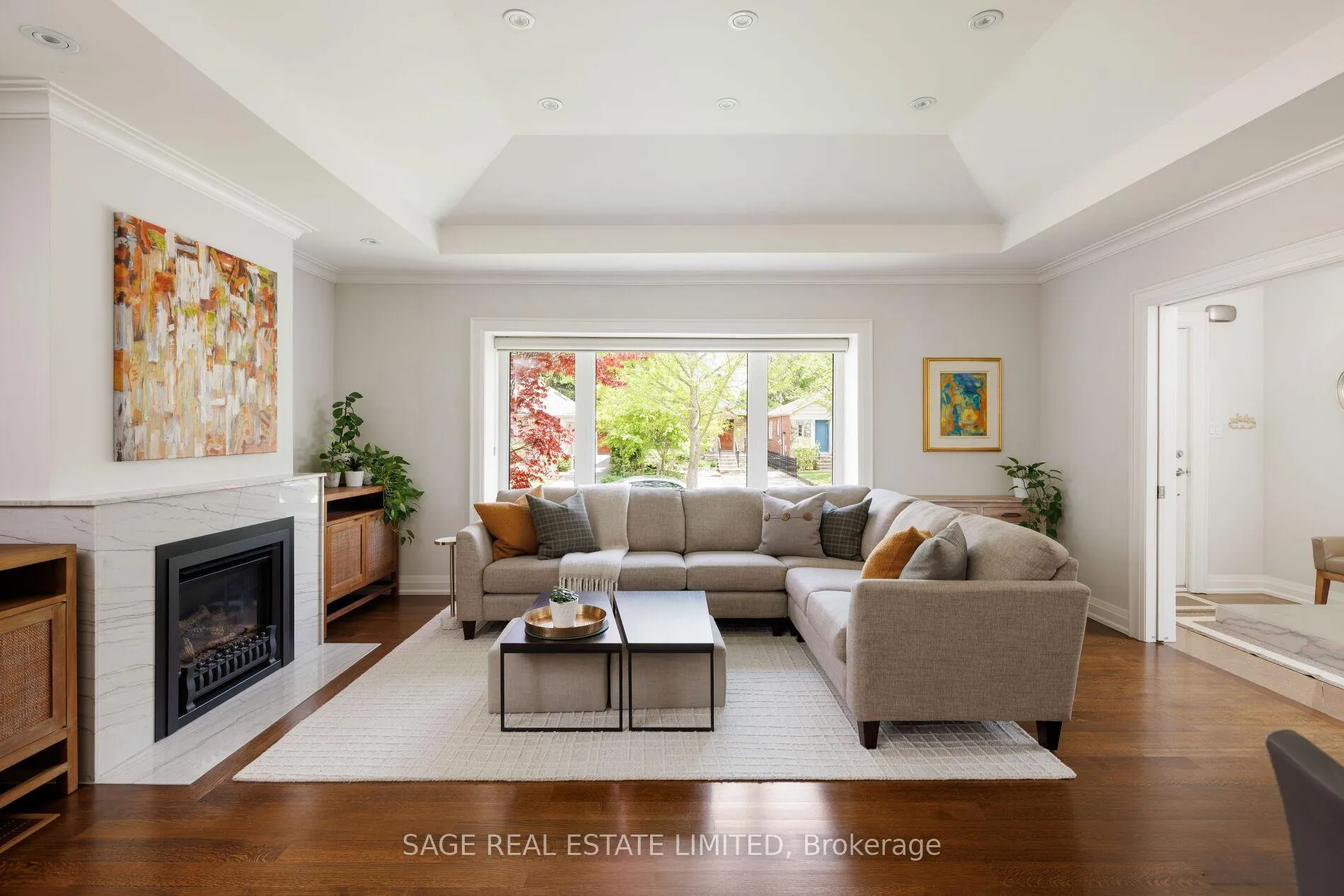 Photo 8 of 102 Humbervale Boulevard, Etobicoke, Stonegate-Queensway — HOMEH