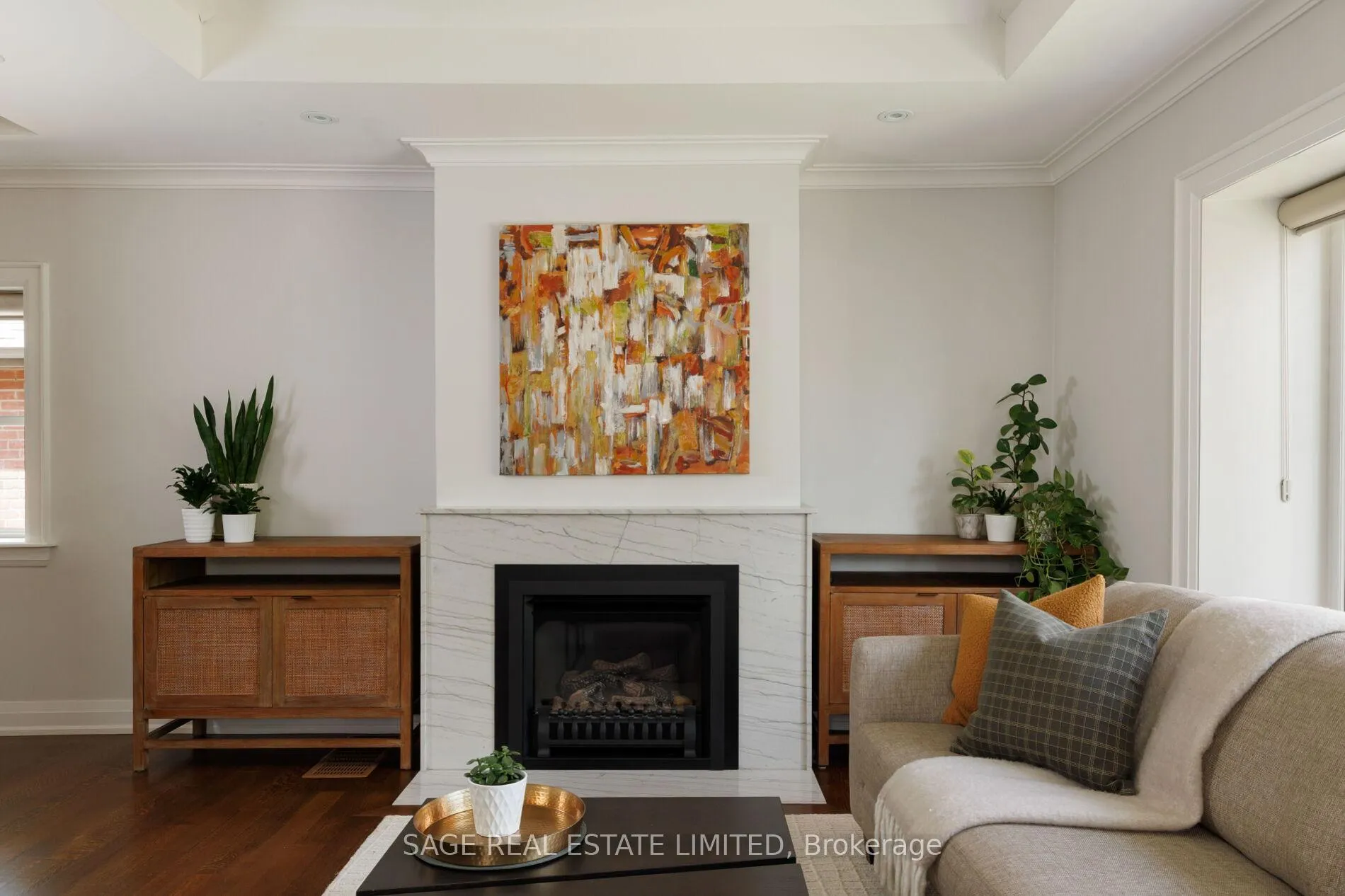 Photo 9 of 102 Humbervale Boulevard, Etobicoke, Stonegate-Queensway — HOMEH