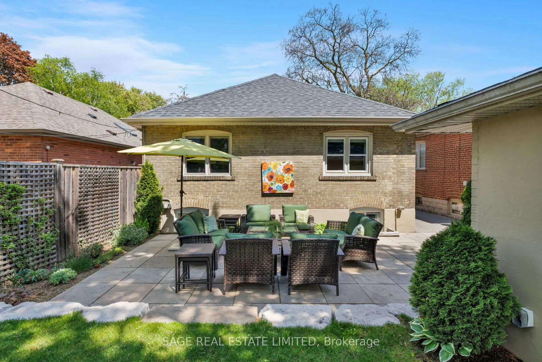 Photo 29 of 102 Humbervale Boulevard, Etobicoke, Stonegate-Queensway — HOMEH