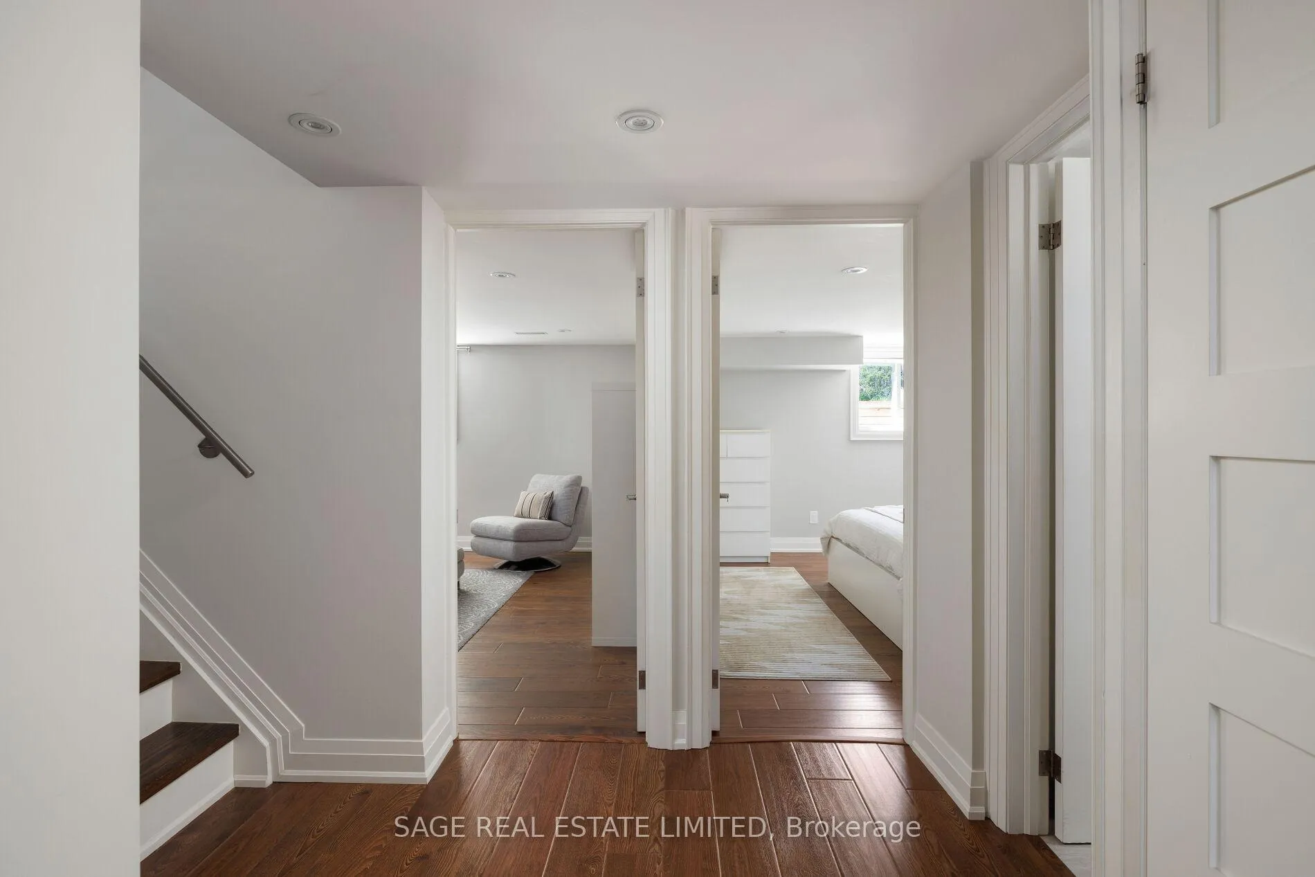 Photo 33 of 102 Humbervale Boulevard, Etobicoke, Stonegate-Queensway — HOMEH