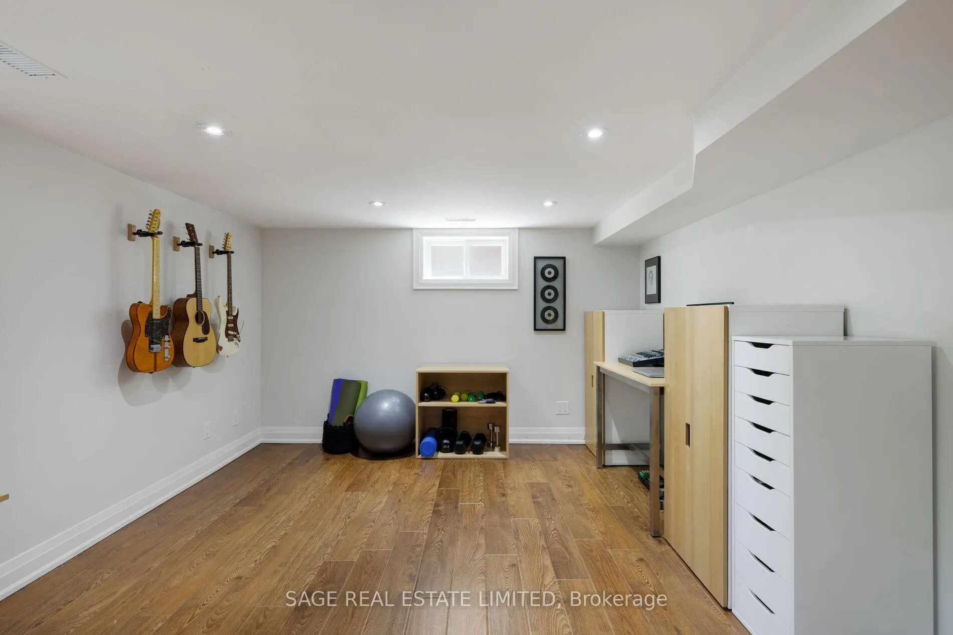 Photo 41 of 102 Humbervale Boulevard, Etobicoke, Stonegate-Queensway — HOMEH