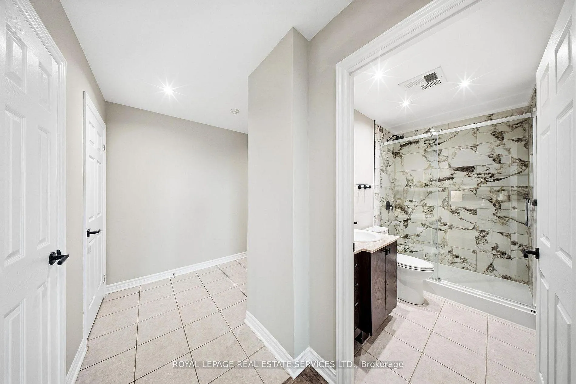 Photo 16 of Unit 1509, 33 Ellen Street, Barrie, City Centre — HOMEH