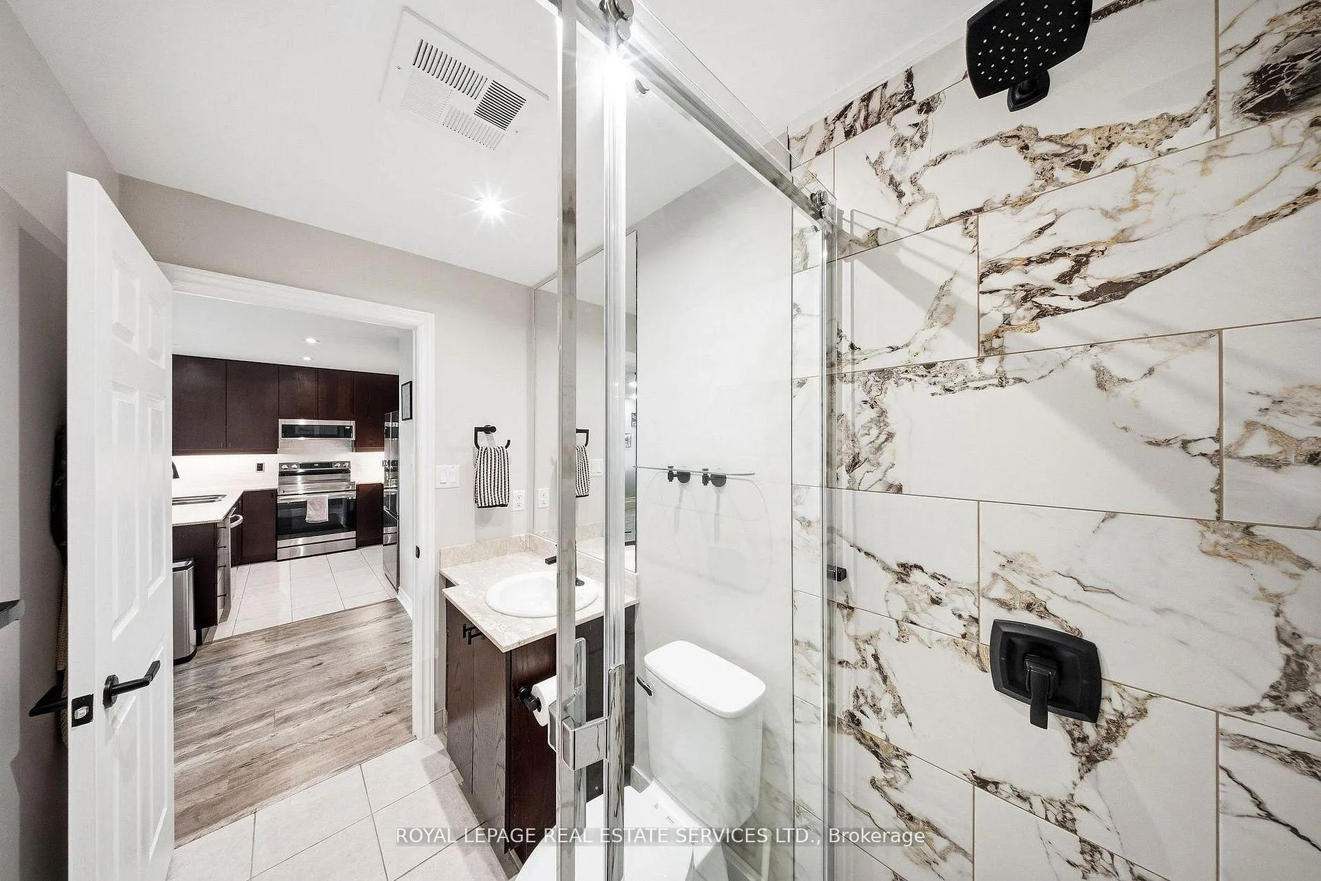 Photo 18 of Unit 1509, 33 Ellen Street, Barrie, City Centre — HOMEH