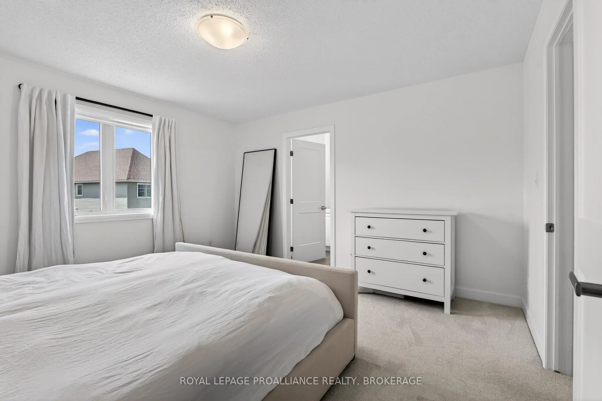 Photo 19 of 1536 Scarlet Street, Kingston, Kingston East (Incl Barret Crt) — HOMEH
