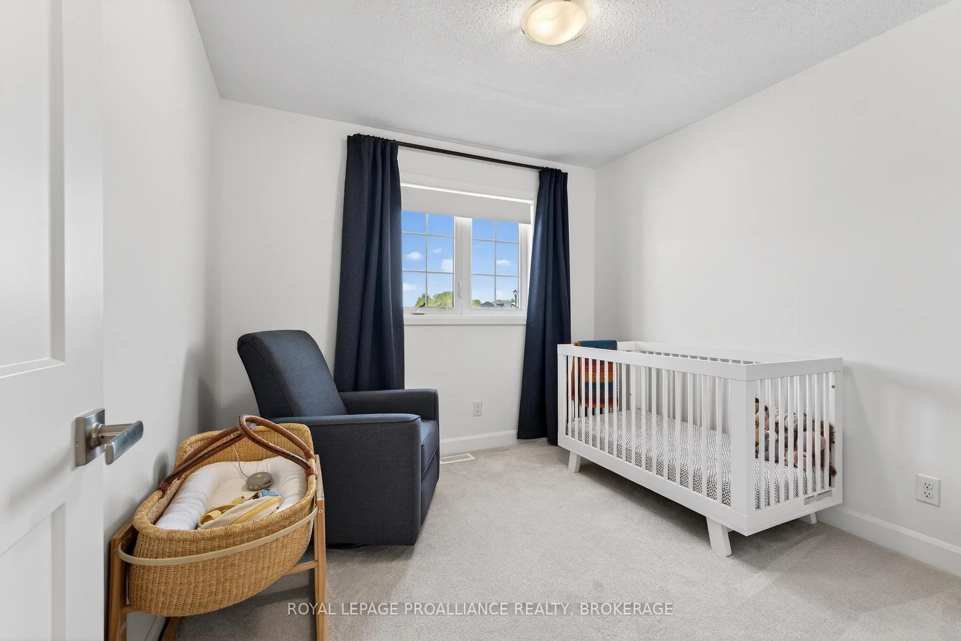 Photo 26 of 1536 Scarlet Street, Kingston, Kingston East (Incl Barret Crt) — HOMEH