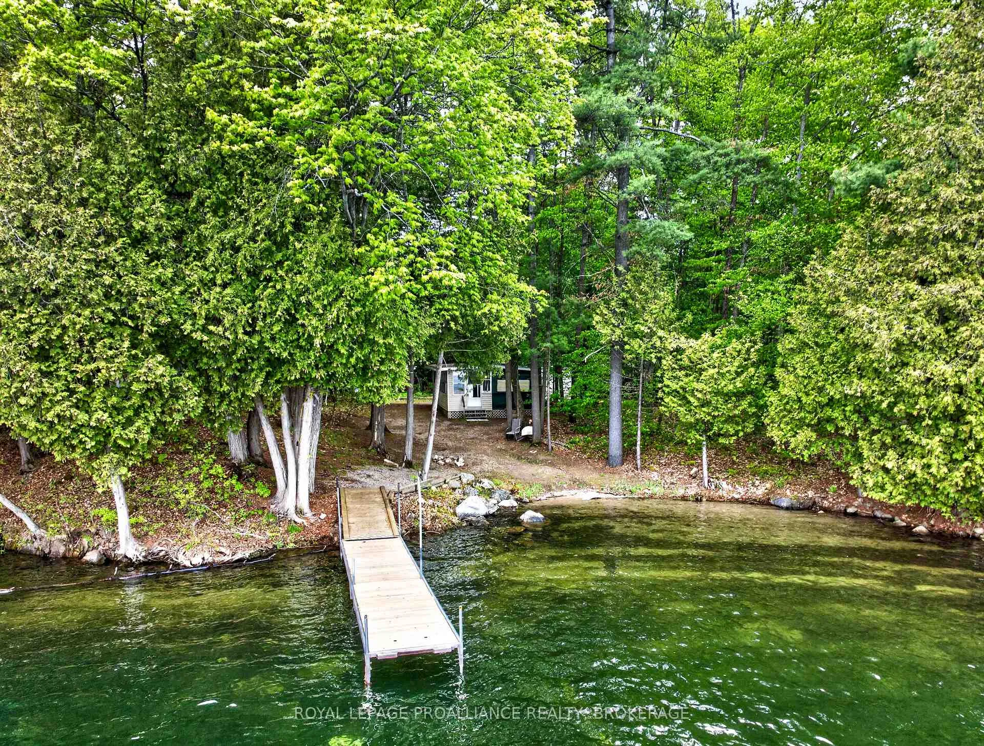 Photo 2 of 805 Burns Lane, Frontenac, Frontenac South — HOMEH
