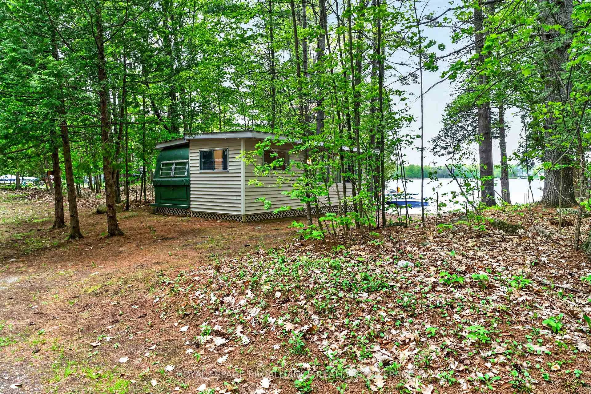 Photo 8 of 805 Burns Lane, Frontenac, Frontenac South — HOMEH