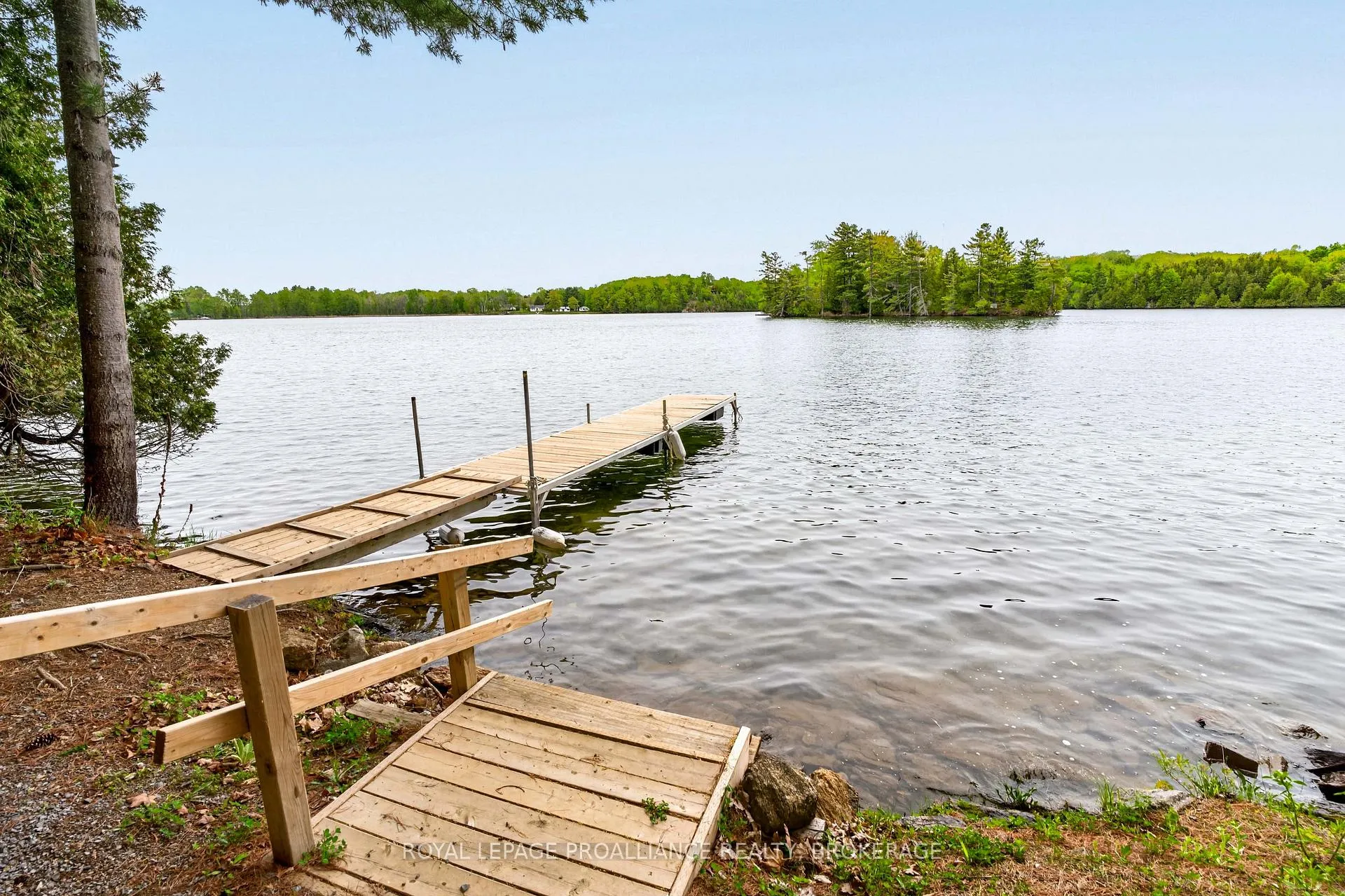 Photo 10 of 805 Burns Lane, Frontenac, Frontenac South — HOMEH
