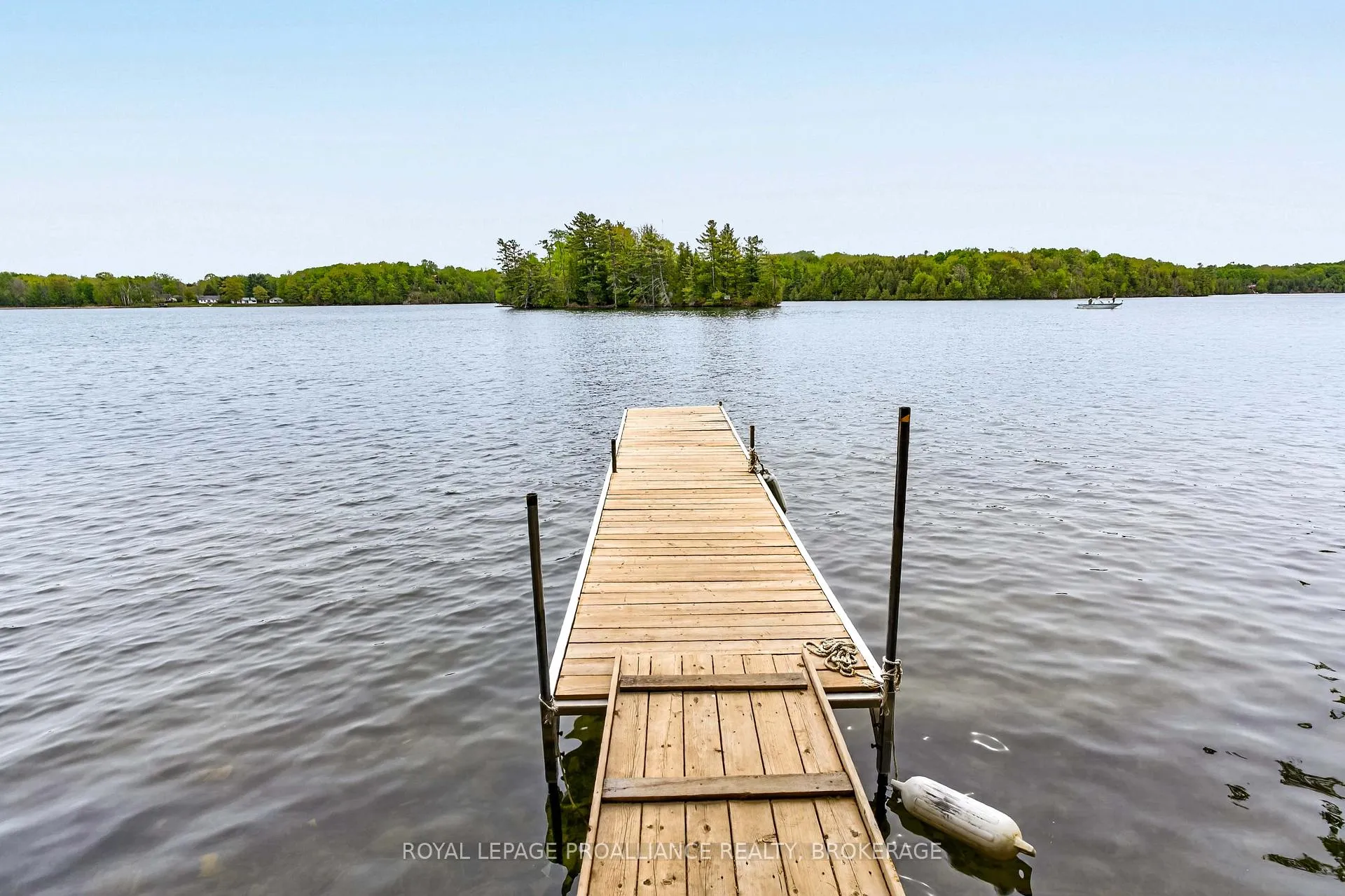Photo 11 of 805 Burns Lane, Frontenac, Frontenac South — HOMEH