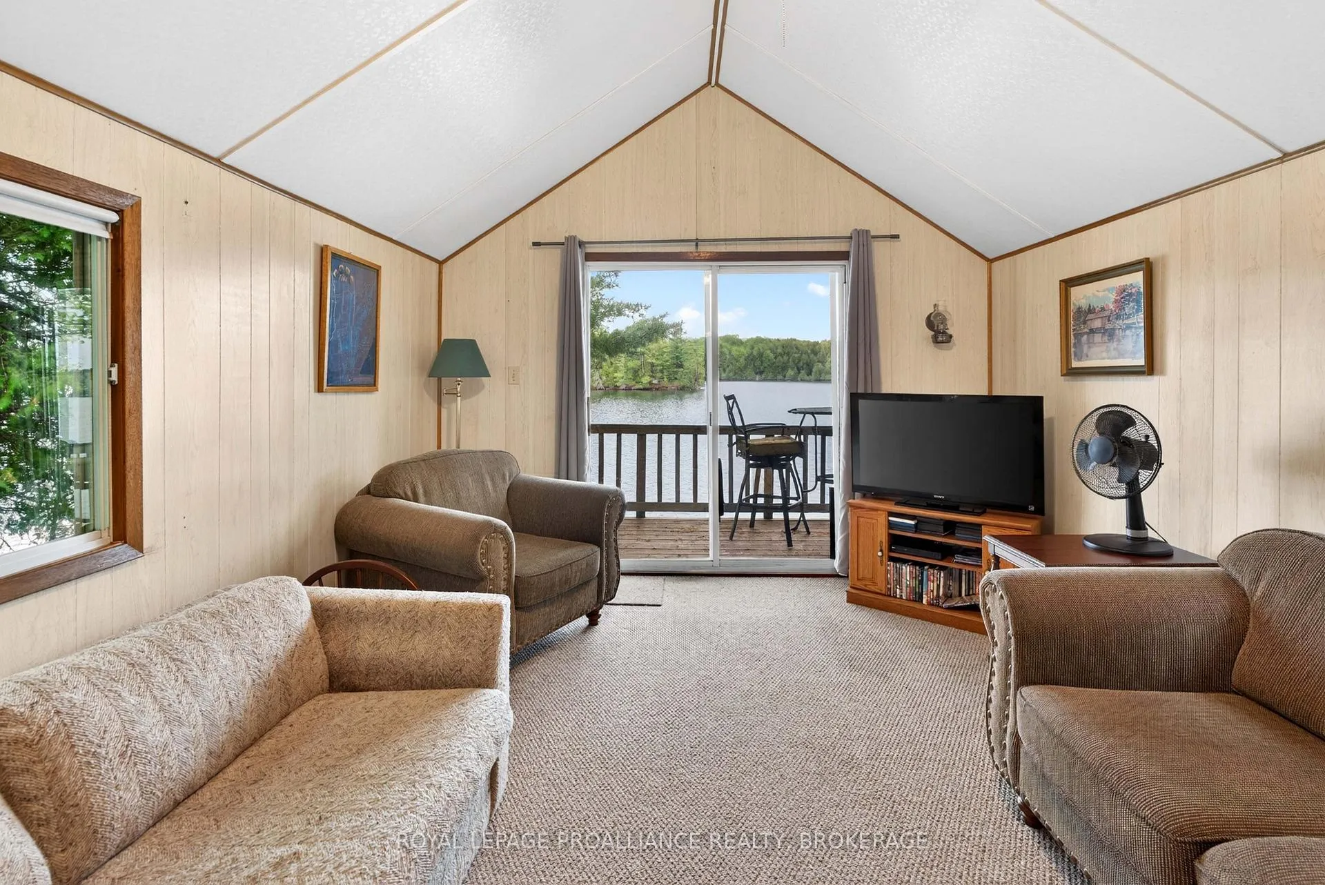 Photo 22 of 805 Burns Lane, Frontenac, Frontenac South — HOMEH