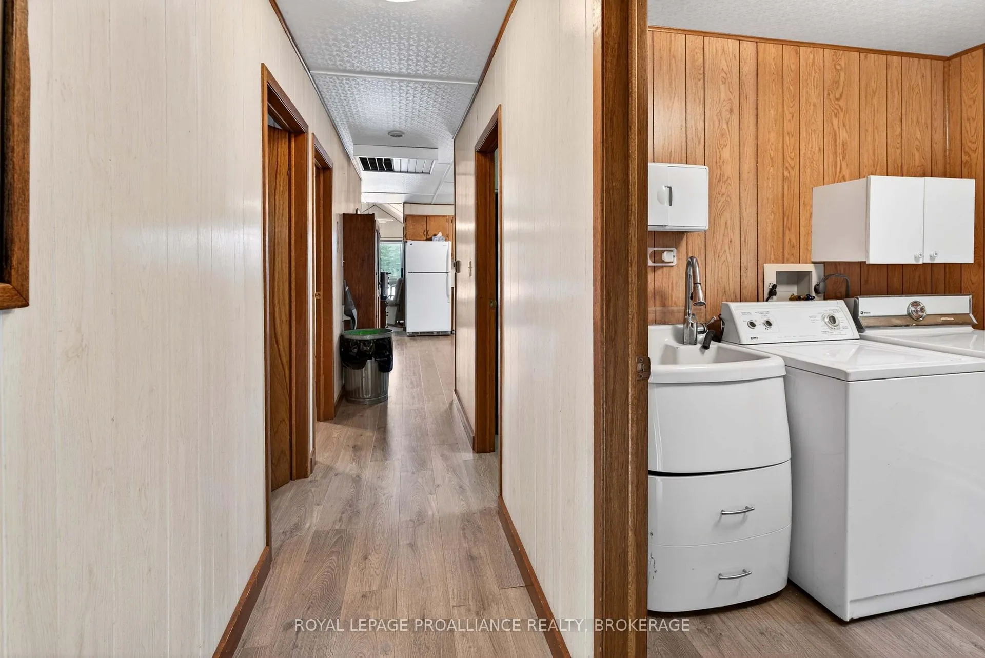Photo 23 of 805 Burns Lane, Frontenac, Frontenac South — HOMEH