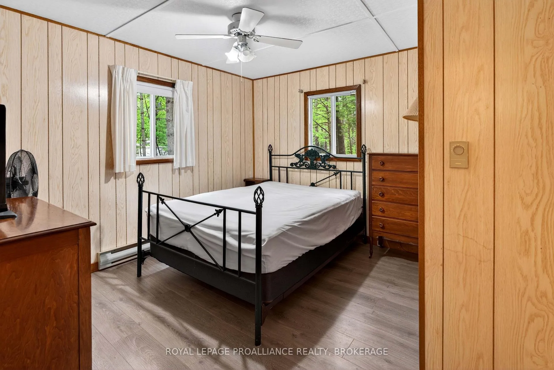 Photo 26 of 805 Burns Lane, Frontenac, Frontenac South — HOMEH