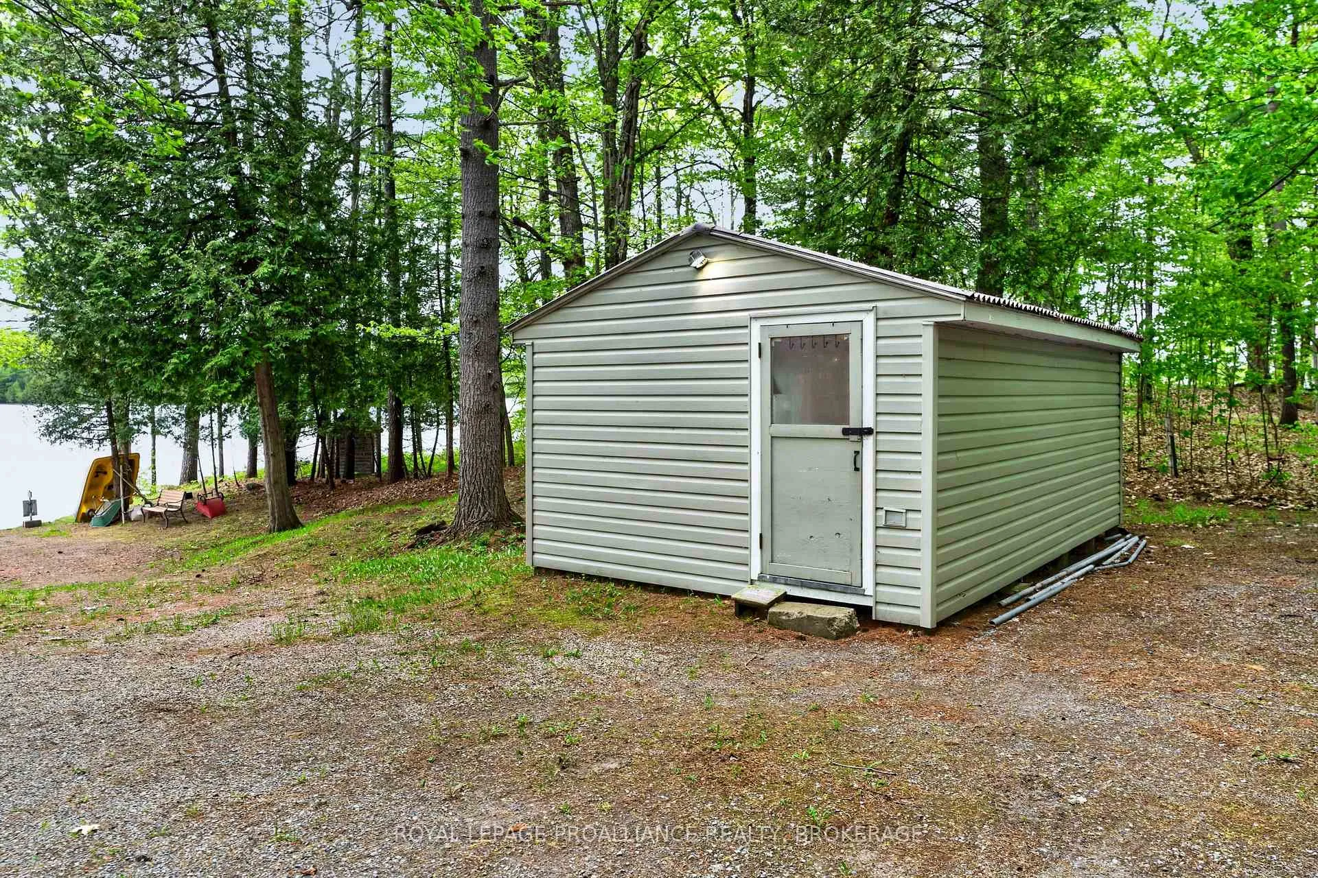 Photo 30 of 805 Burns Lane, Frontenac, Frontenac South — HOMEH