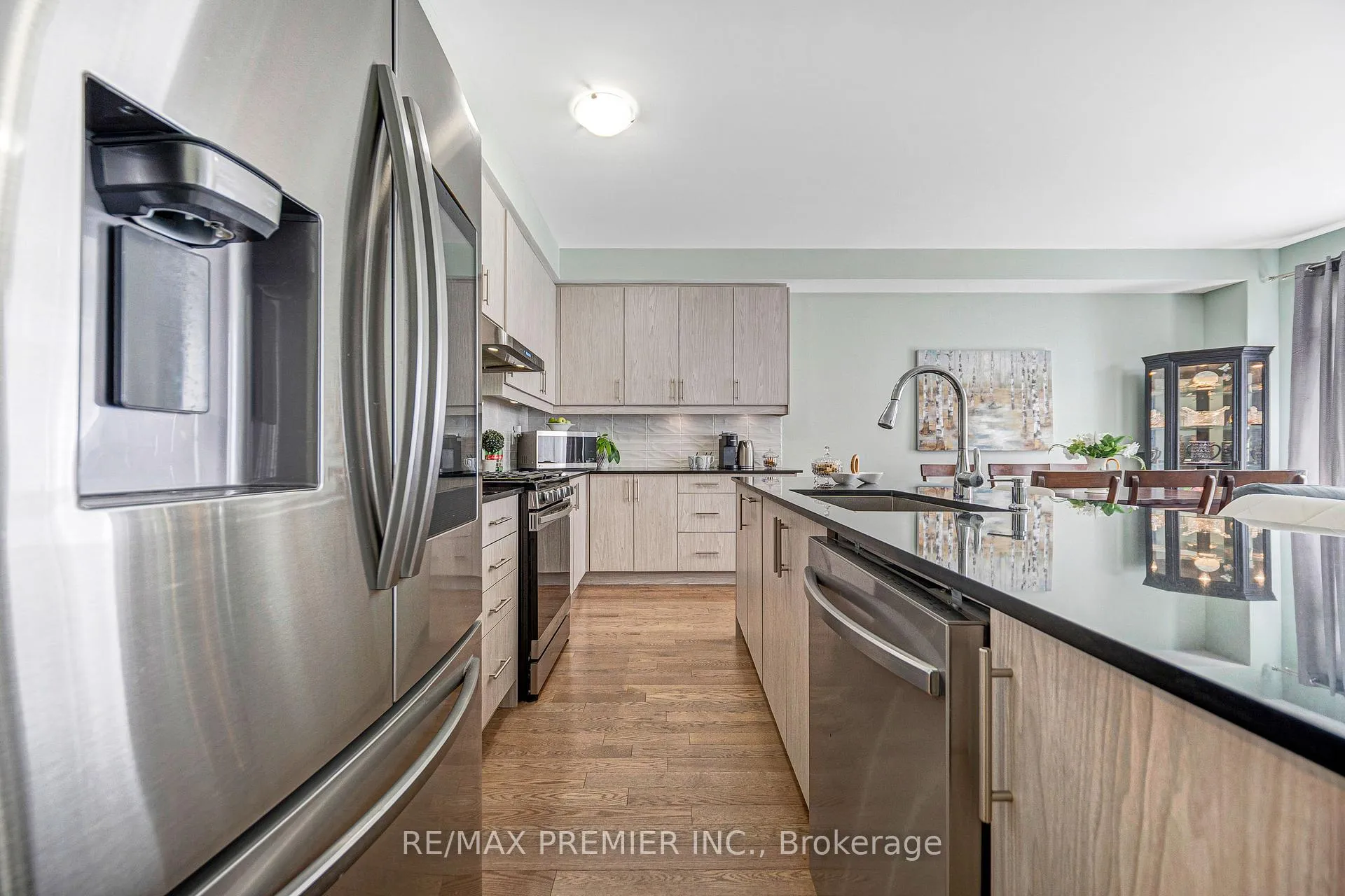 Photo 8 of 55 Singhampton Road, Vaughan, Kleinburg — HOMEH