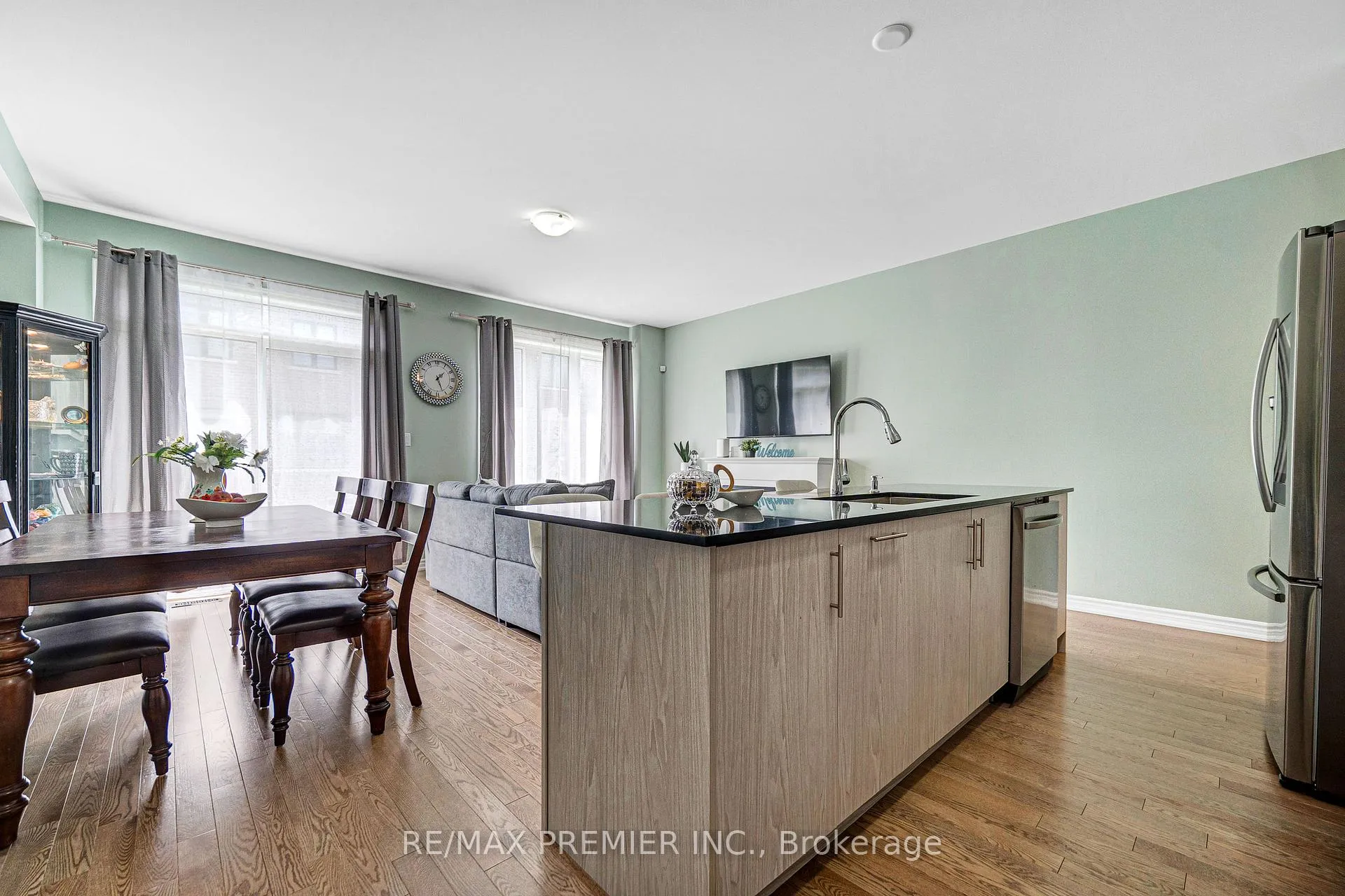 Photo 10 of 55 Singhampton Road, Vaughan, Kleinburg — HOMEH