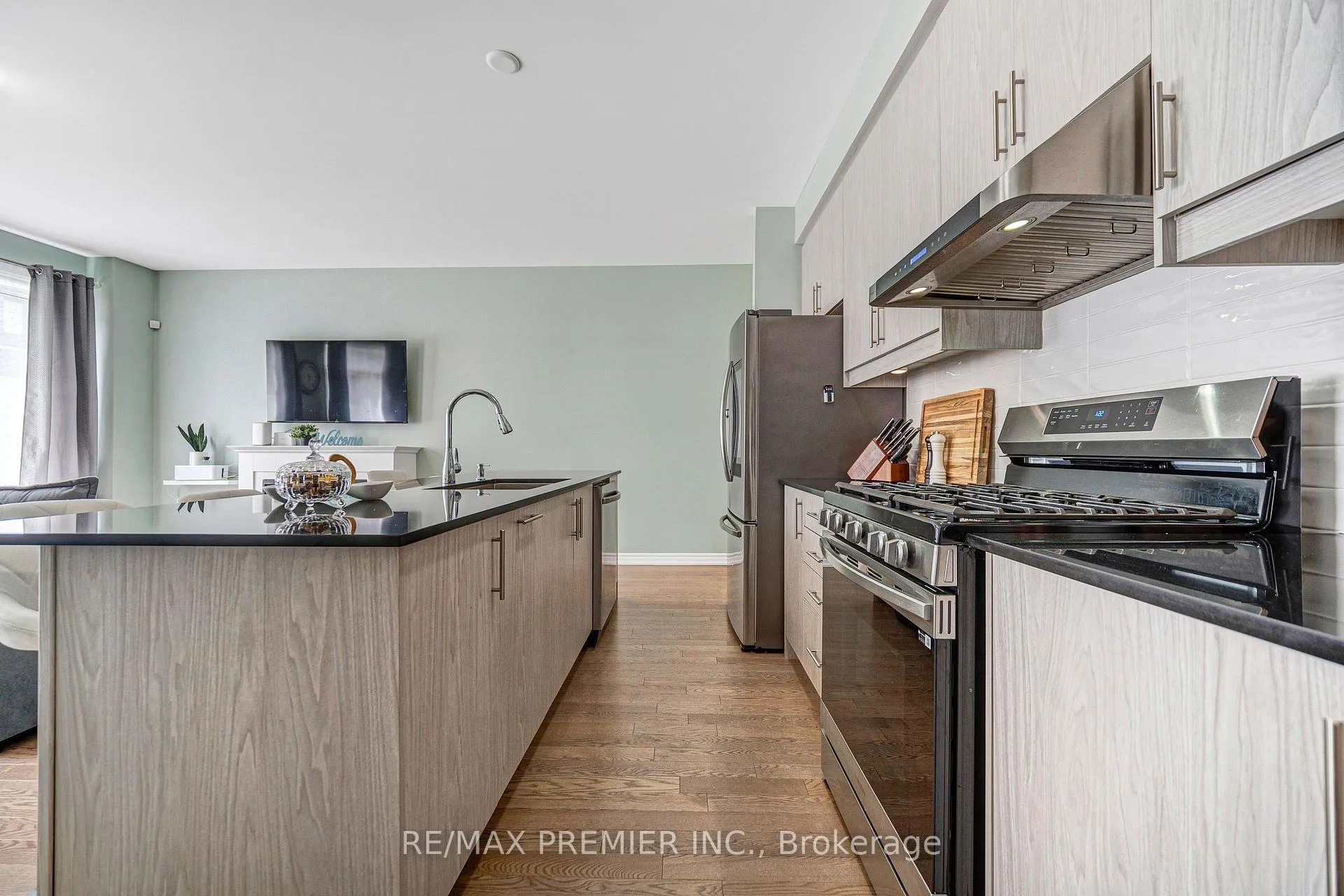 Photo 11 of 55 Singhampton Road, Vaughan, Kleinburg — HOMEH