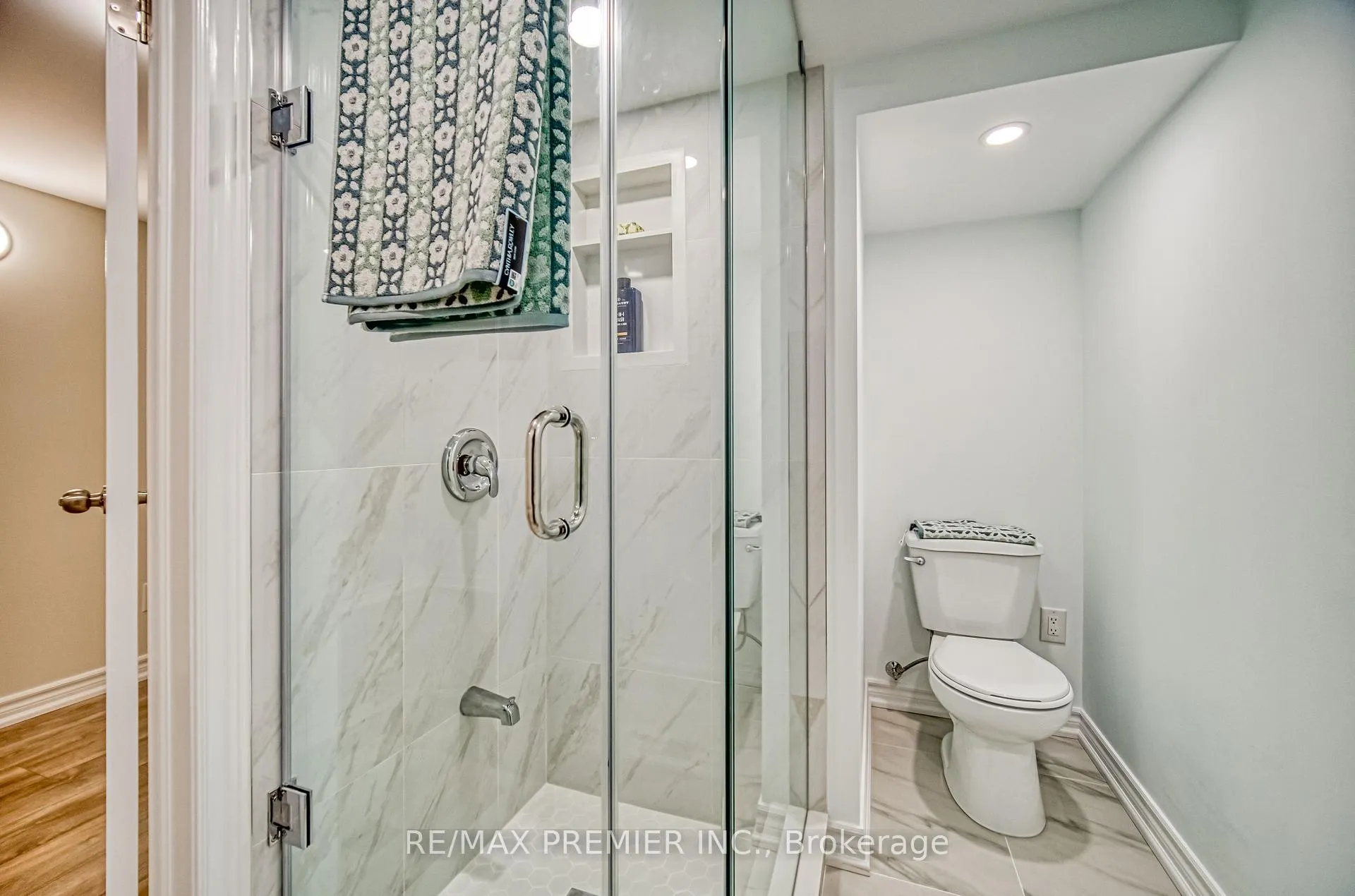 Photo 46 of 55 Singhampton Road, Vaughan, Kleinburg — HOMEH