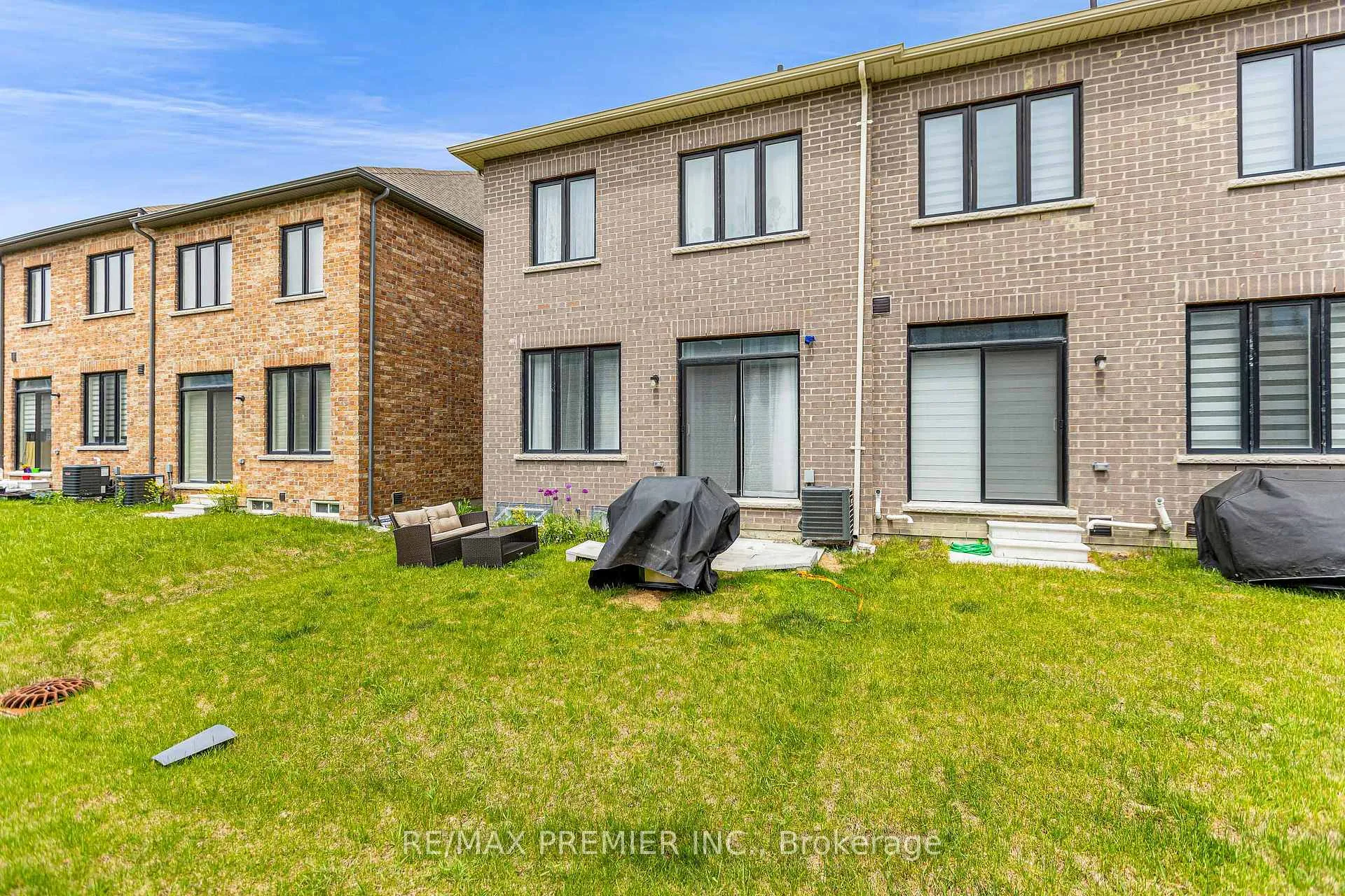Photo 49 of 55 Singhampton Road, Vaughan, Kleinburg — HOMEH