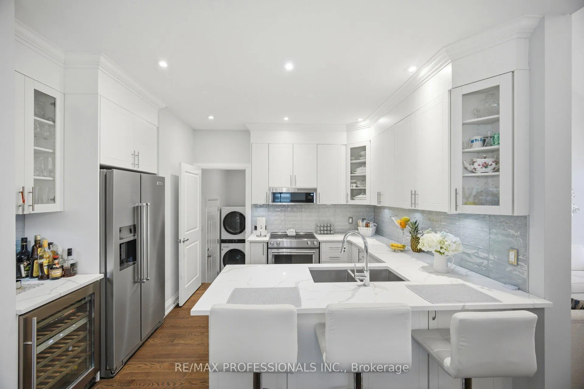Photo 7 of 40 Bluestone Crescent, Brampton, Sandringham-Wellington — HOMEH