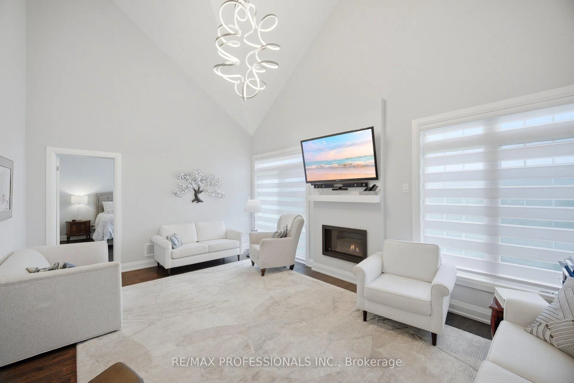 Photo 16 of 40 Bluestone Crescent, Brampton, Sandringham-Wellington — HOMEH
