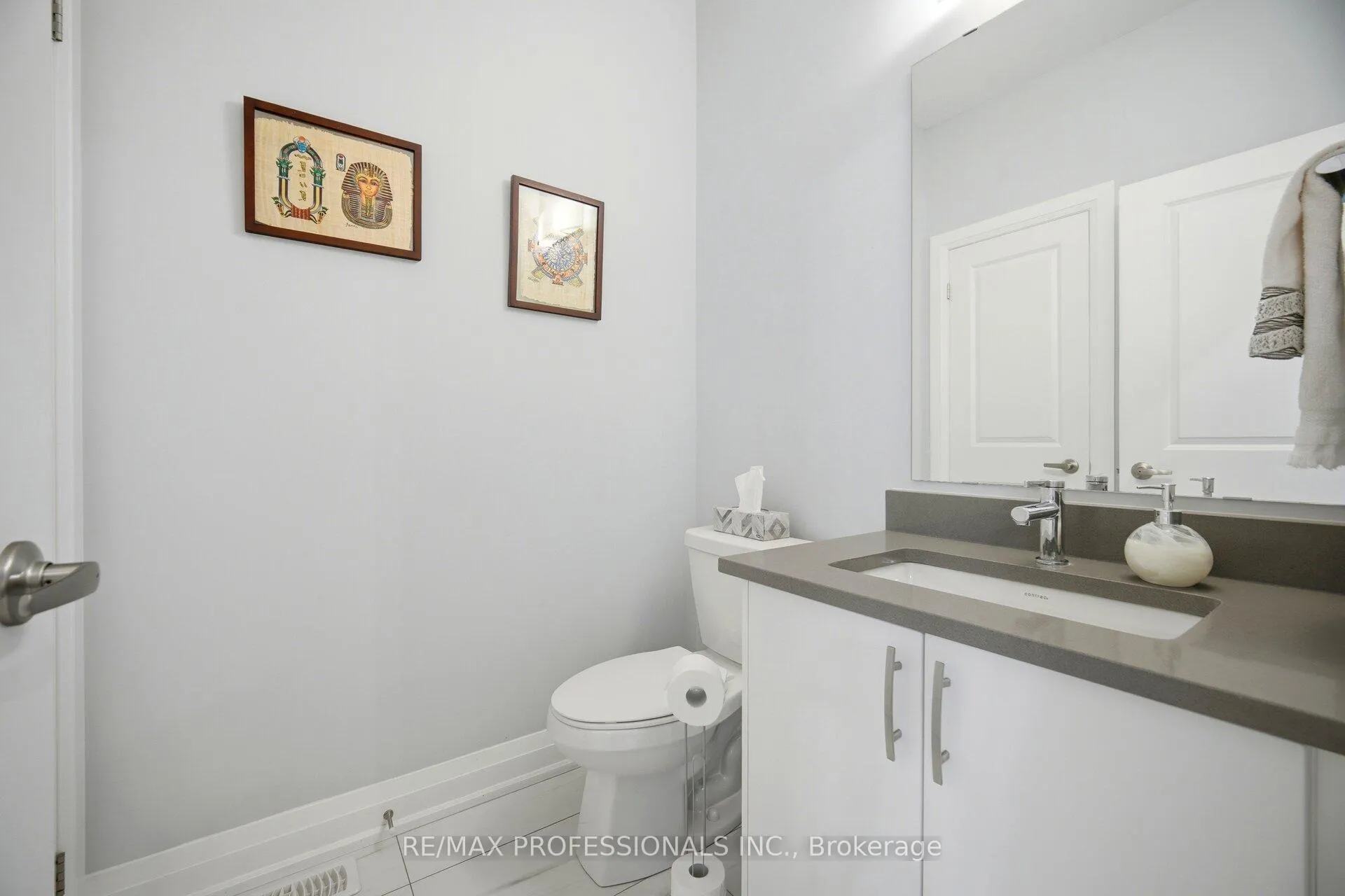 Photo 21 of 40 Bluestone Crescent, Brampton, Sandringham-Wellington — HOMEH