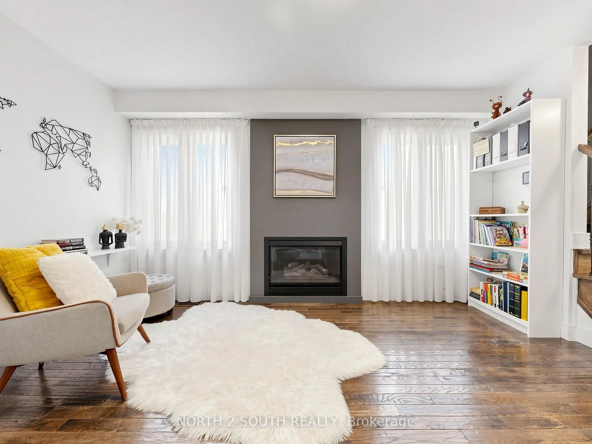 Photo 5 of Unit 94, 109 Pinedale Gate, Vaughan, East Woodbridge — HOMEH