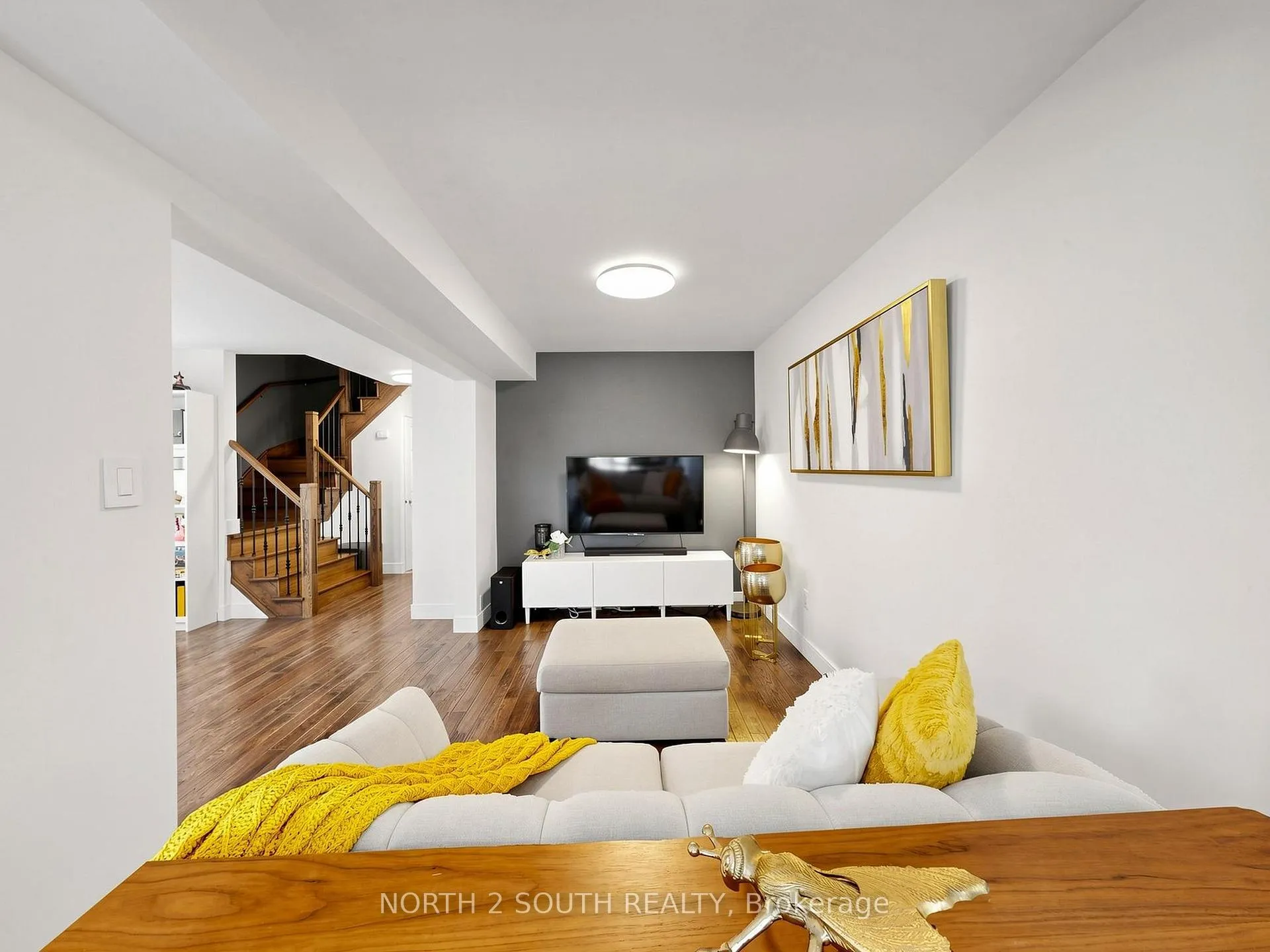Photo 9 of Unit 94, 109 Pinedale Gate, Vaughan, East Woodbridge — HOMEH