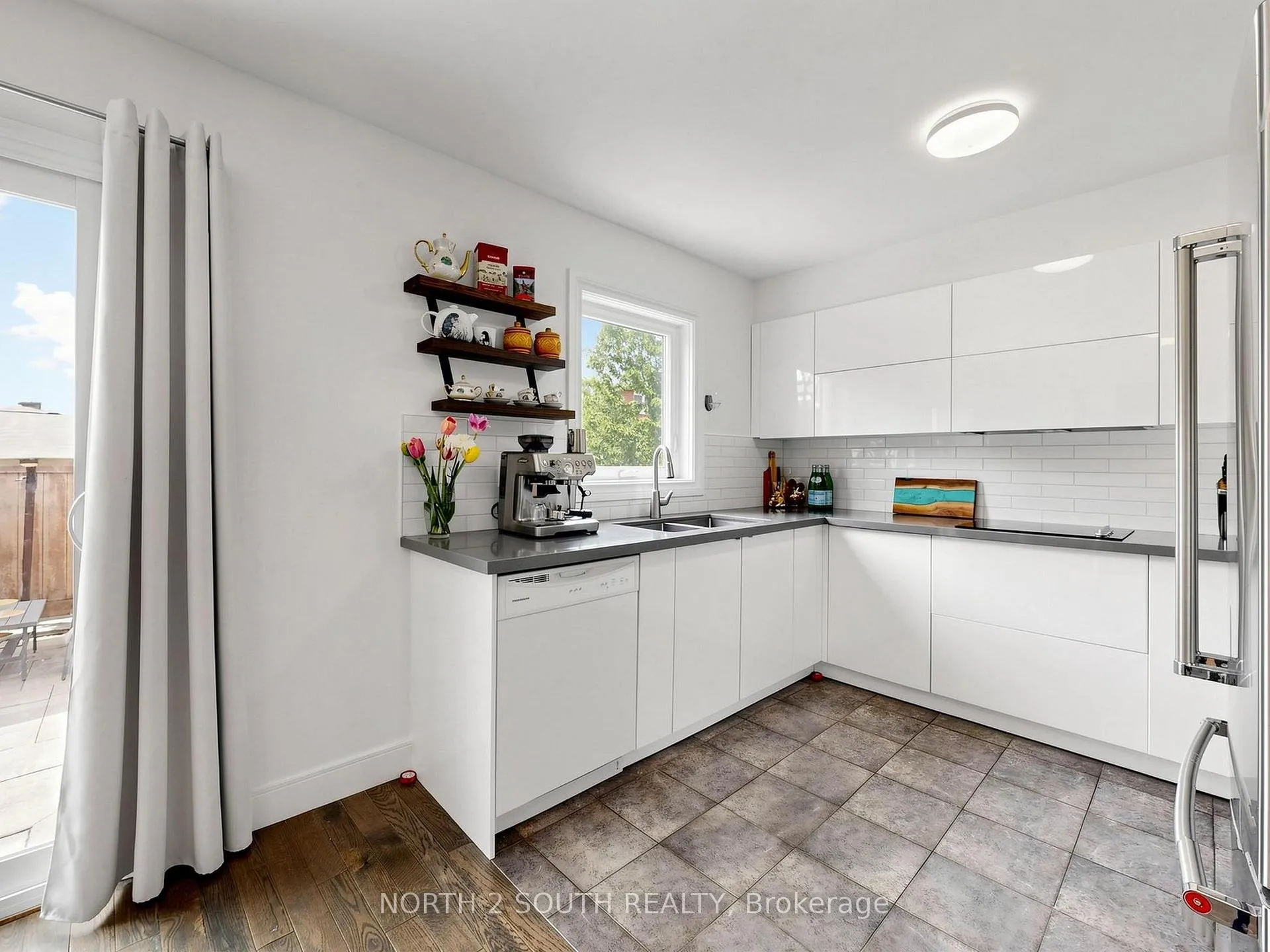 Photo 13 of Unit 94, 109 Pinedale Gate, Vaughan, East Woodbridge — HOMEH