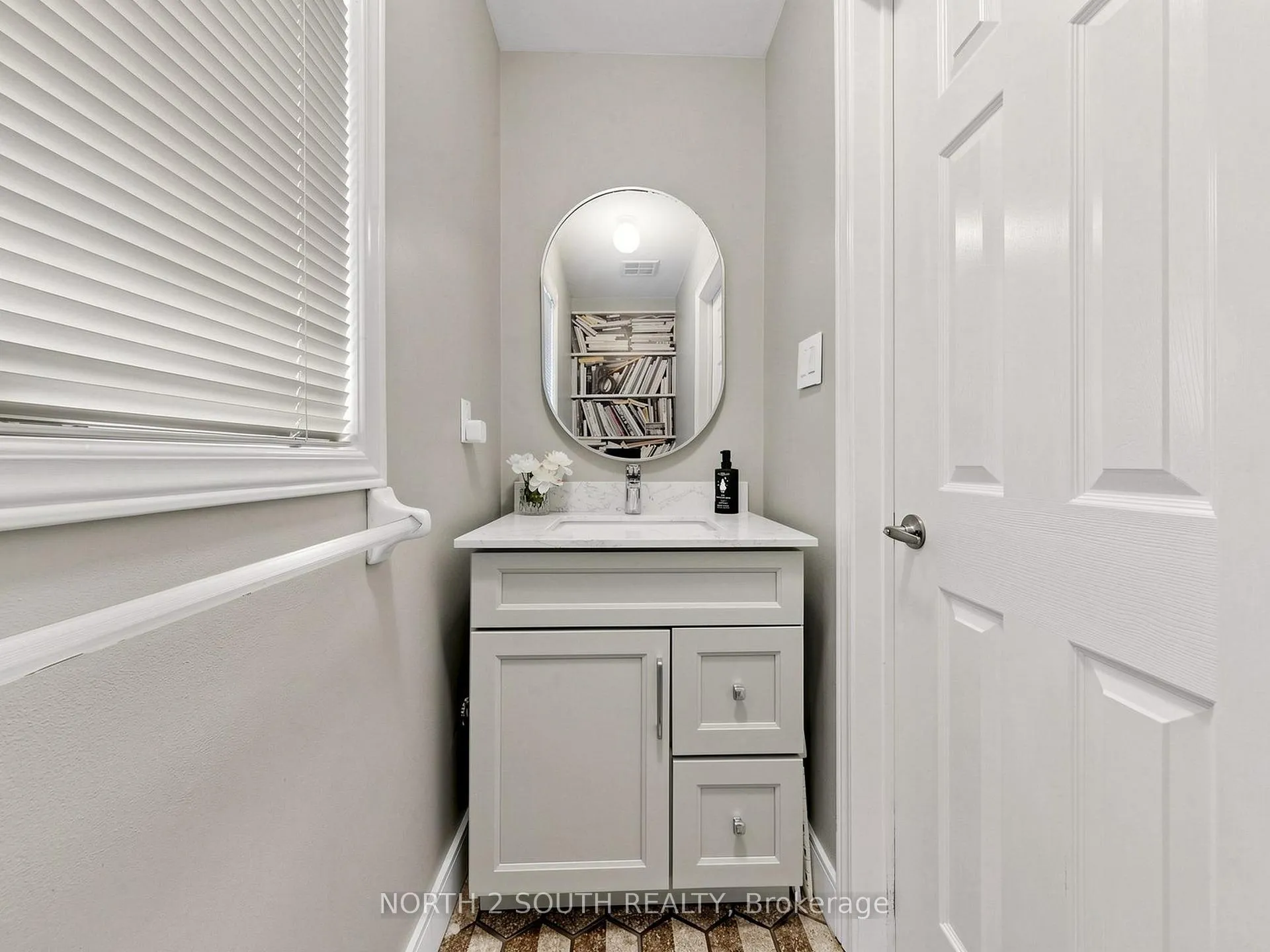Photo 15 of Unit 94, 109 Pinedale Gate, Vaughan, East Woodbridge — HOMEH