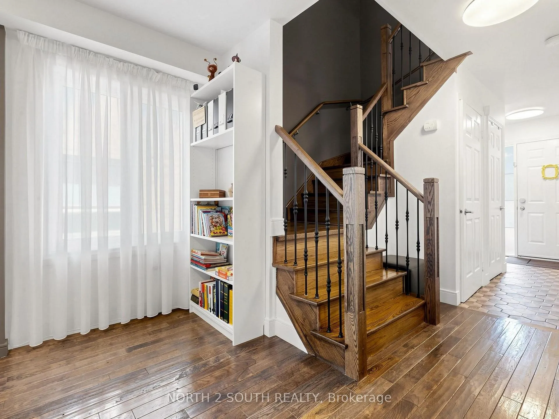 Photo 17 of Unit 94, 109 Pinedale Gate, Vaughan, East Woodbridge — HOMEH