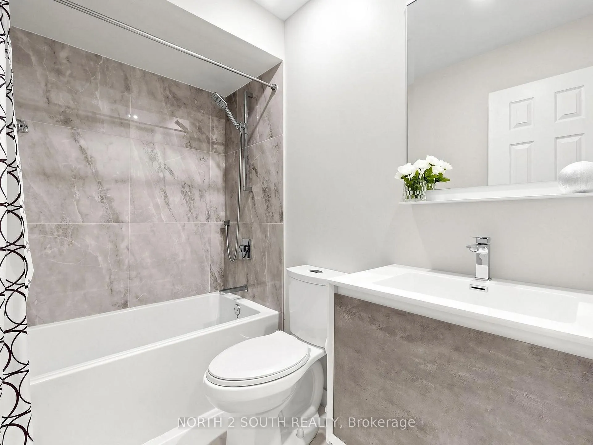 Photo 30 of Unit 94, 109 Pinedale Gate, Vaughan, East Woodbridge — HOMEH
