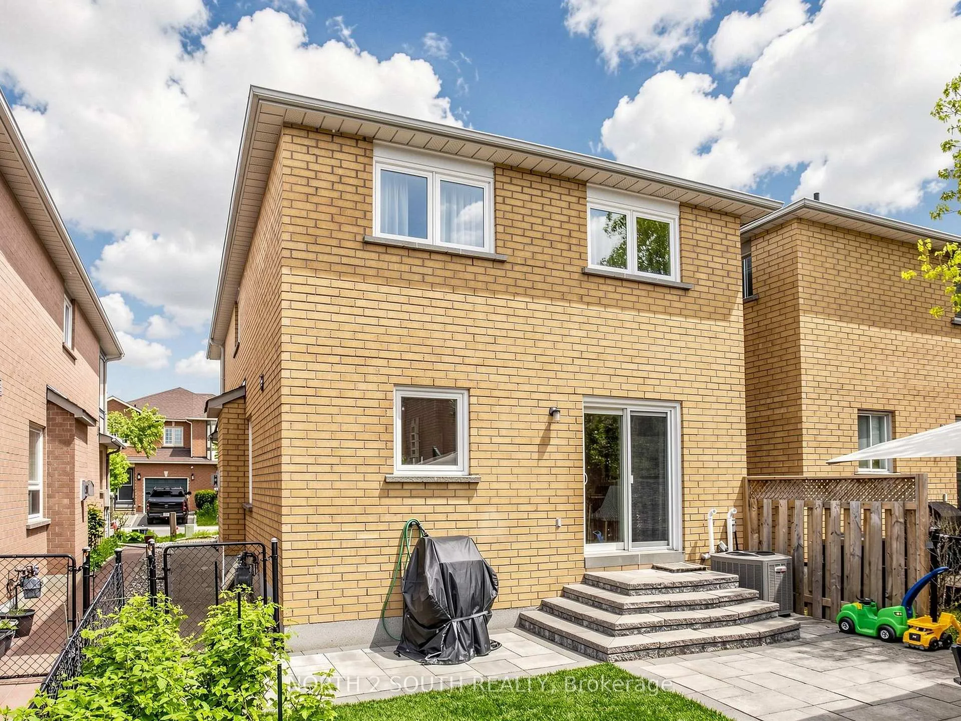 Photo 37 of Unit 94, 109 Pinedale Gate, Vaughan, East Woodbridge — HOMEH