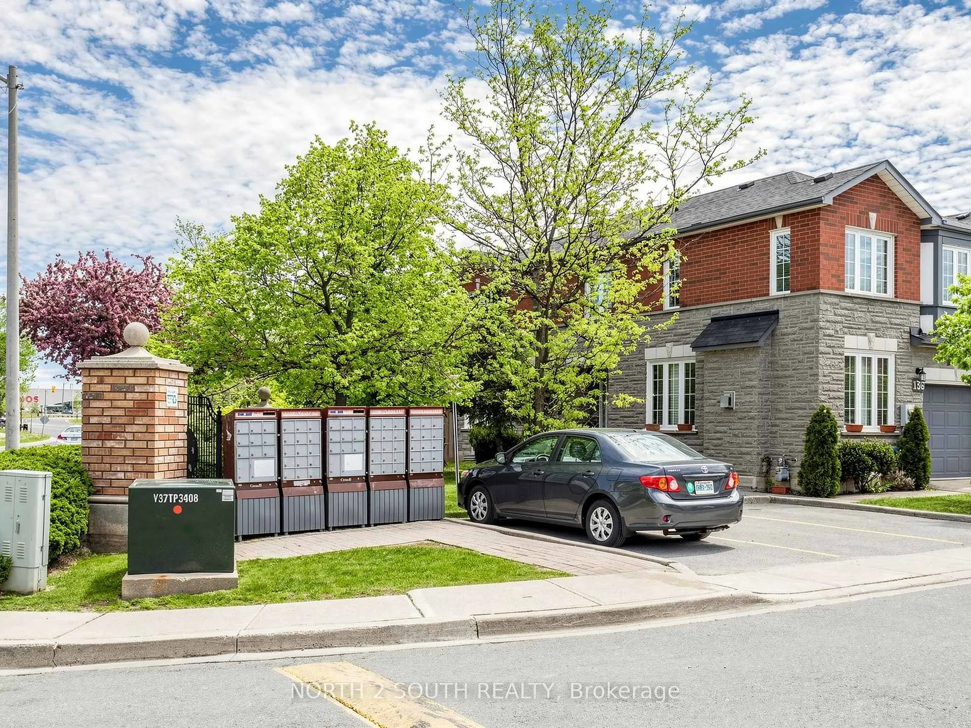 Photo 41 of Unit 94, 109 Pinedale Gate, Vaughan, East Woodbridge — HOMEH