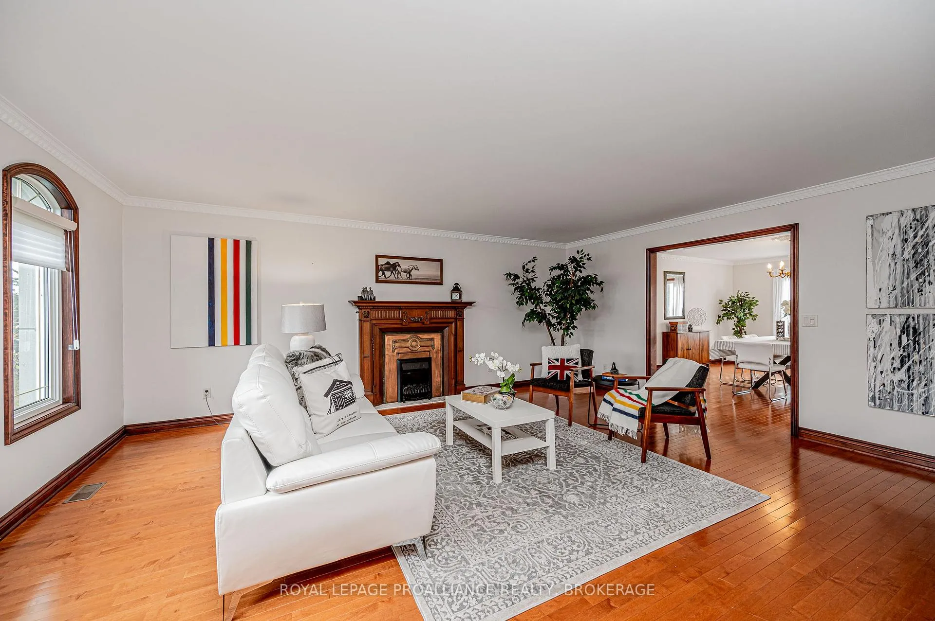 Photo 10 of 4734 Lakeside Lane, Loyalist, Lennox and Addington - South — HOMEH