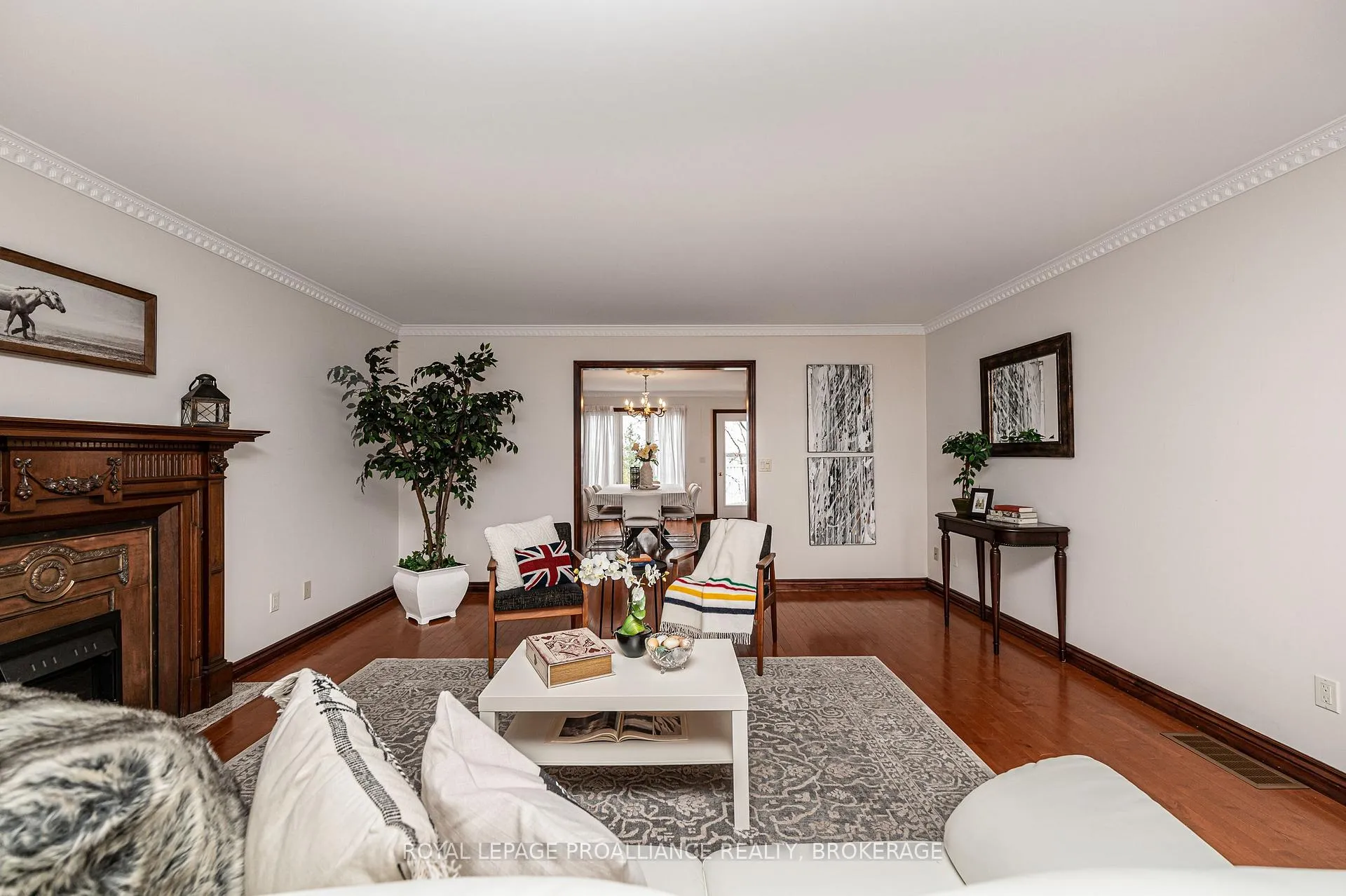 Photo 11 of 4734 Lakeside Lane, Loyalist, Lennox and Addington - South — HOMEH