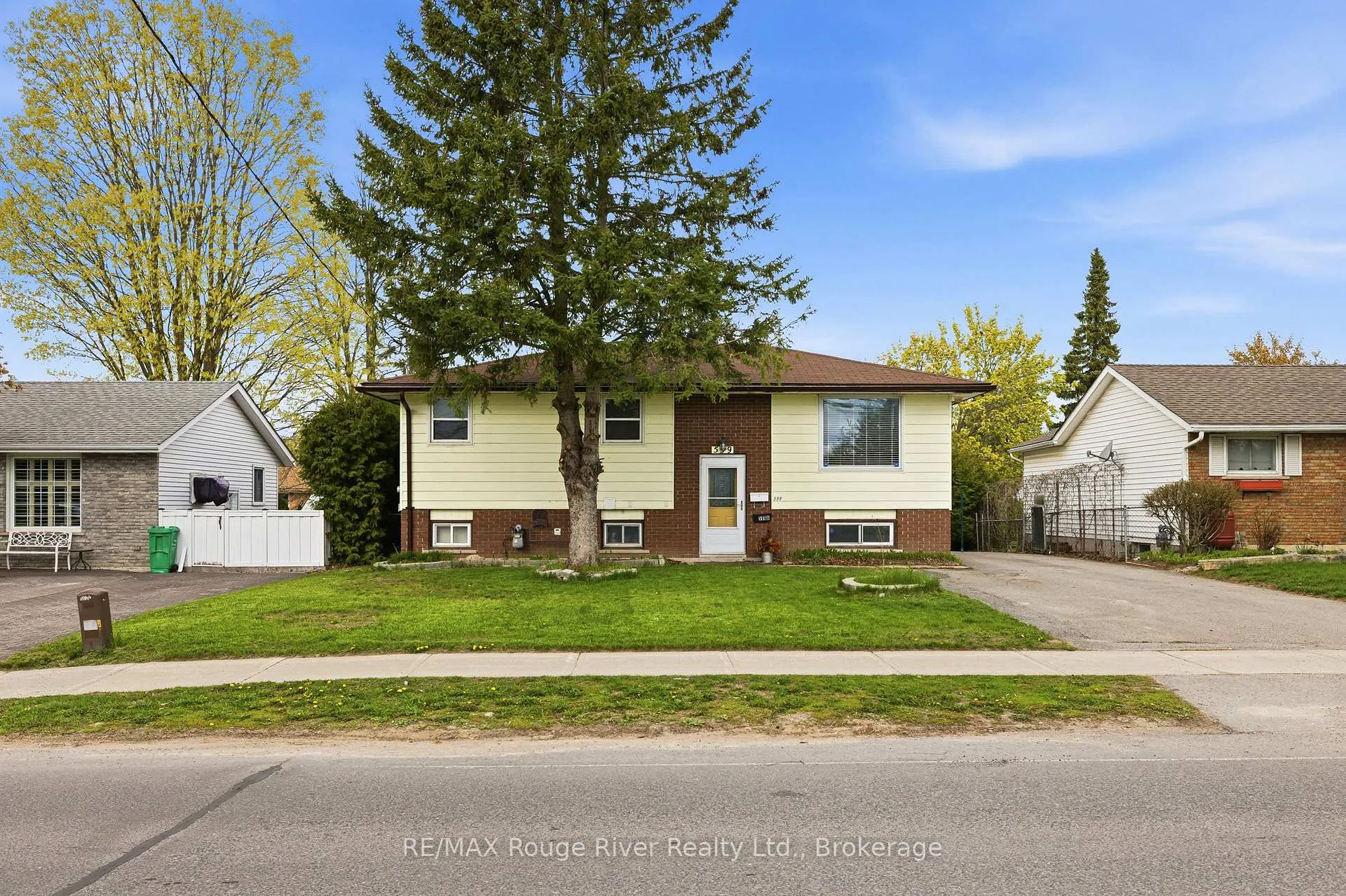Photo 1 of Unit UNIT 2, 599 Otonabee Drive, Peterborough, Ashburnham Ward 4 — HOMEH