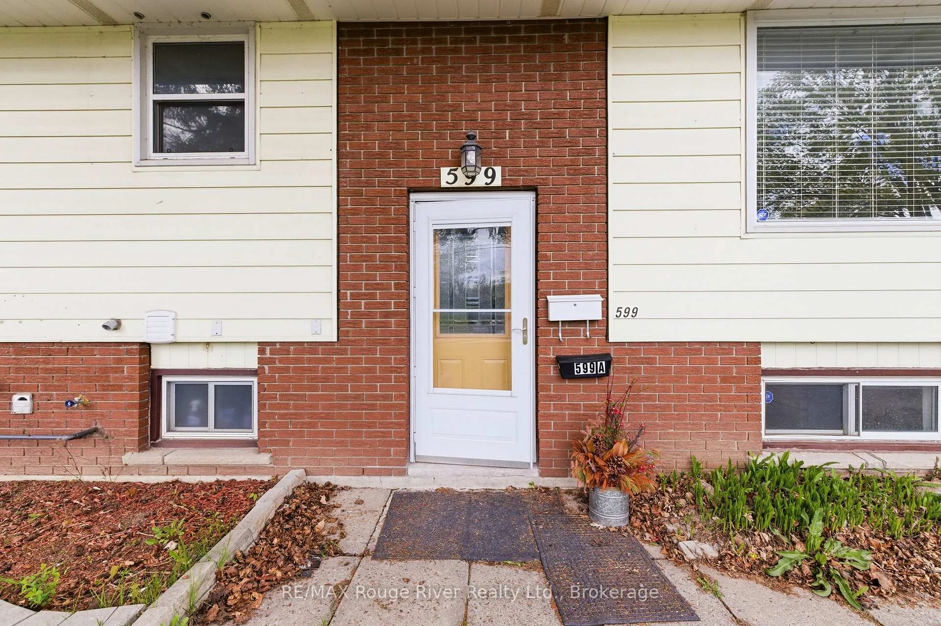 Photo 5 of Unit UNIT 2, 599 Otonabee Drive, Peterborough, Ashburnham Ward 4 — HOMEH