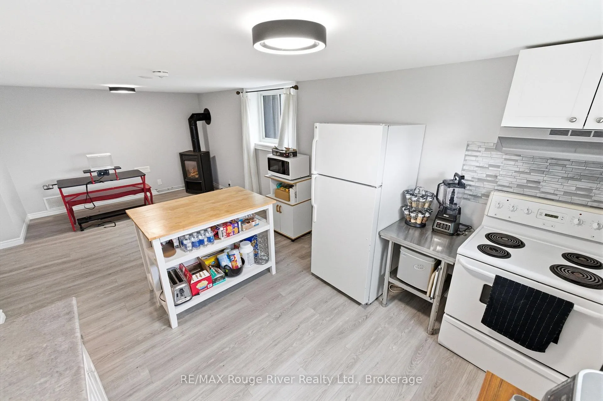 Photo 10 of Unit UNIT 2, 599 Otonabee Drive, Peterborough, Ashburnham Ward 4 — HOMEH