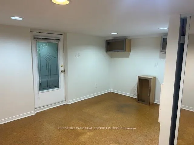 Photo 16 of 21 Edith Drive, Toronto, Yonge-Eglinton — HOMEH