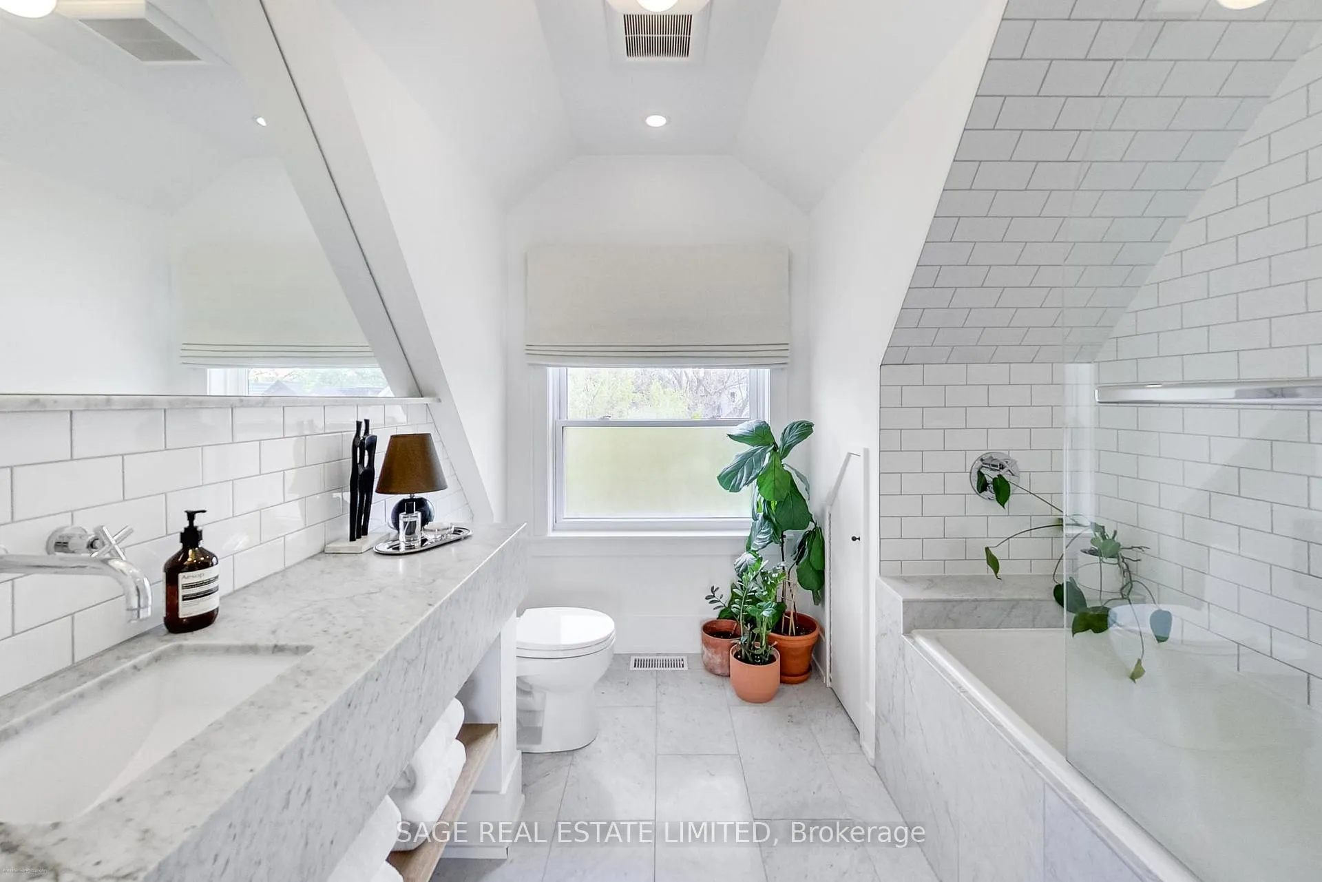 Photo 32 of 88 Galley Avenue, Toronto, Roncesvalles — HOMEH
