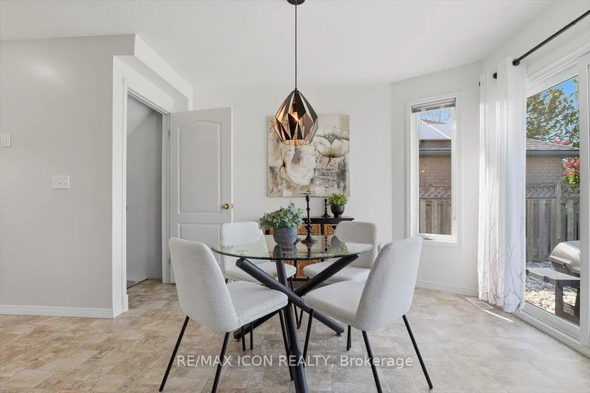 Photo 12 of 30 Bristow Creek Drive, Woolwich — HOMEH