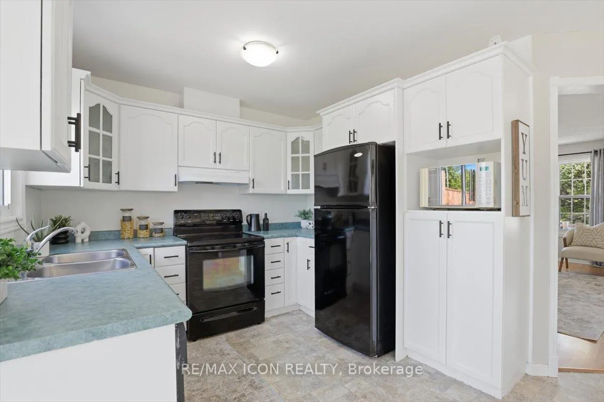 Photo 13 of 30 Bristow Creek Drive, Woolwich — HOMEH
