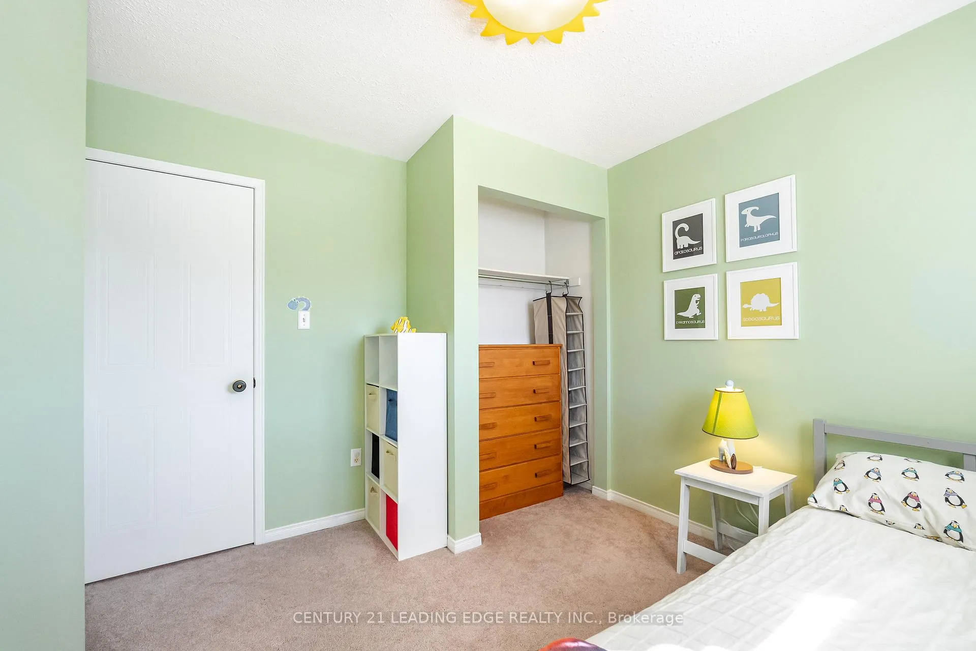 Photo 34 of 308 Sparrow Circle, Pickering, Highbush — HOMEH