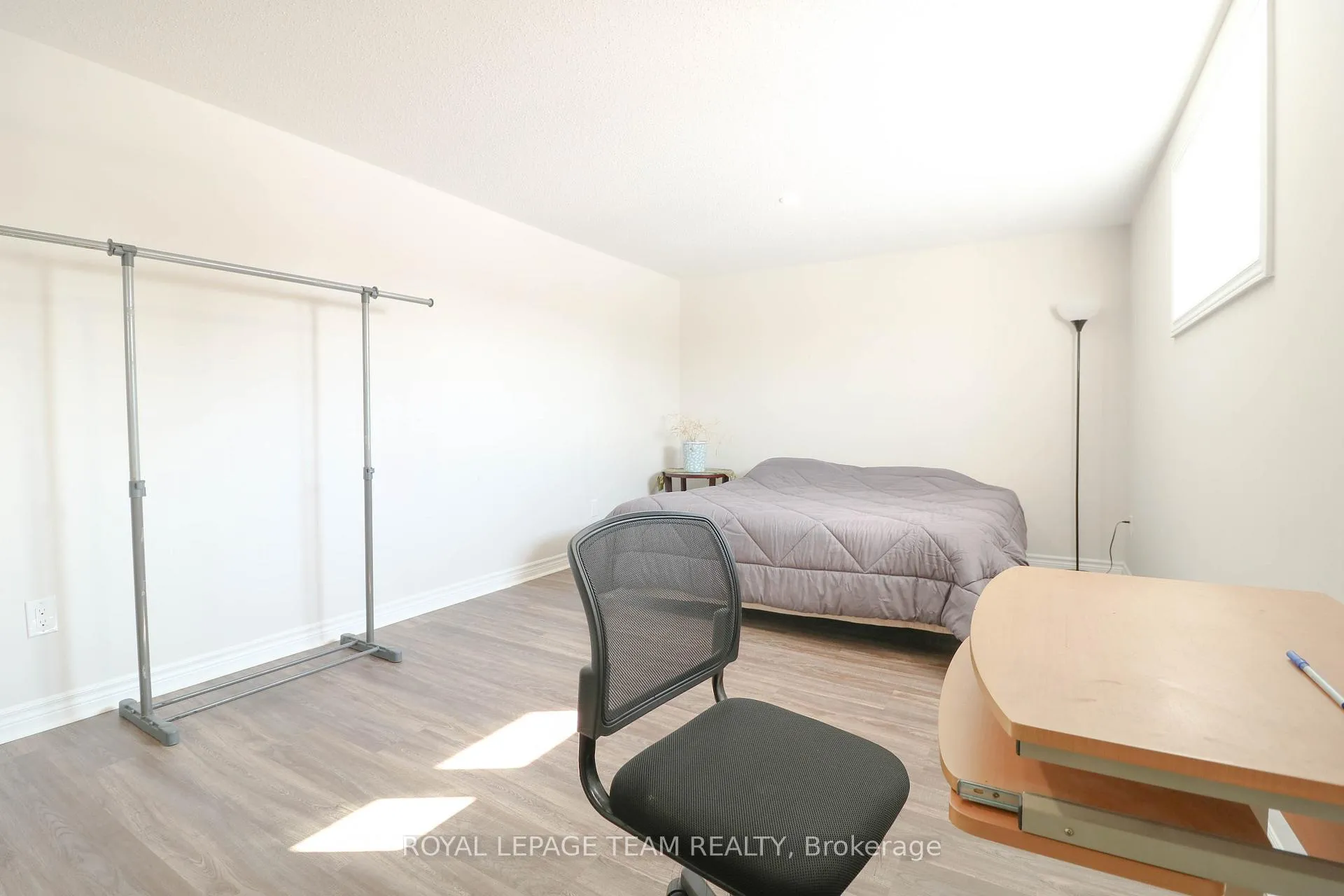 Photo 11 of 626 Albion Falls Drive, Ottawa, Barrhaven - Heritage Park — HOMEH