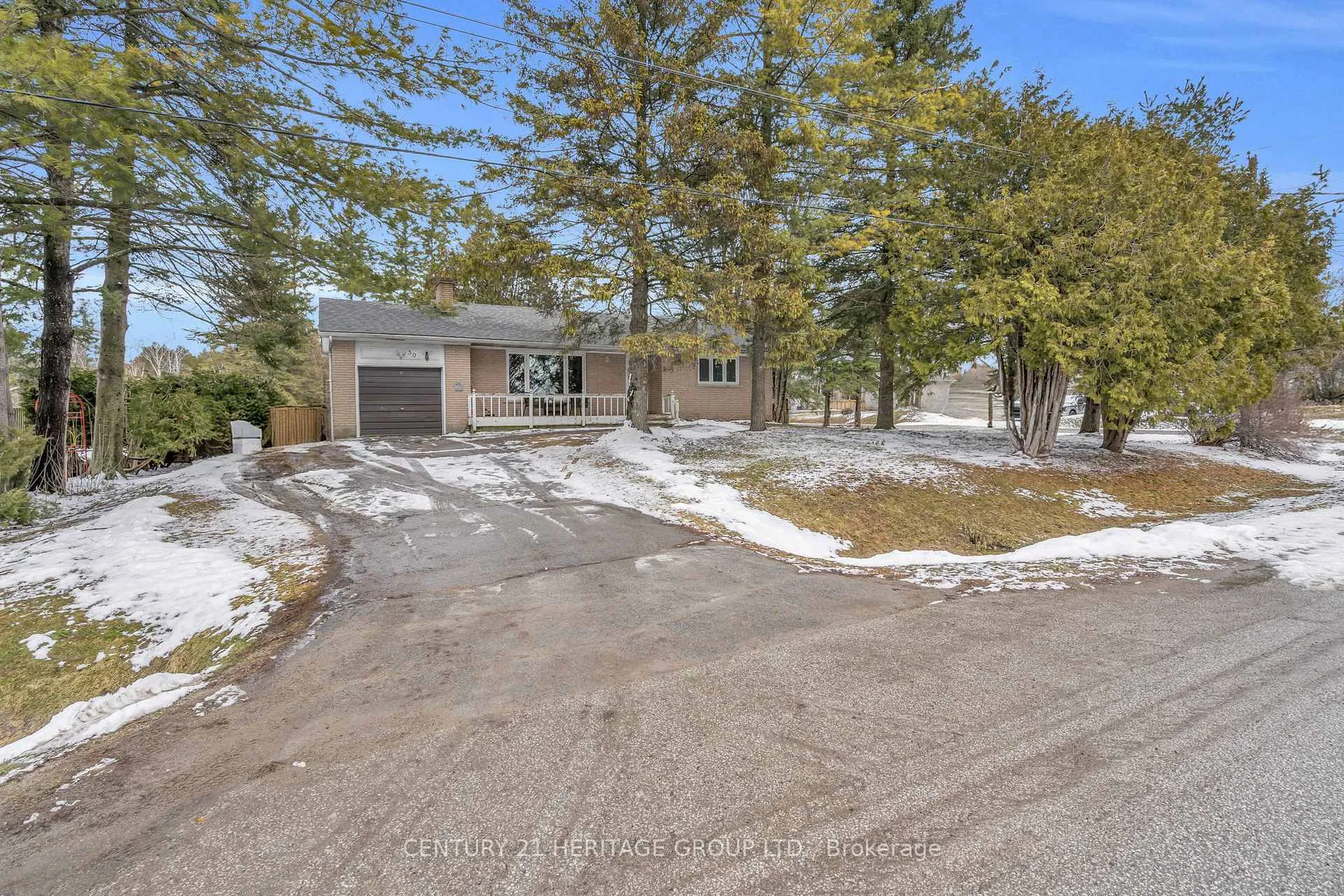 Photo 4 of 50 Main Street, Georgina, Pefferlaw — HOMEH
