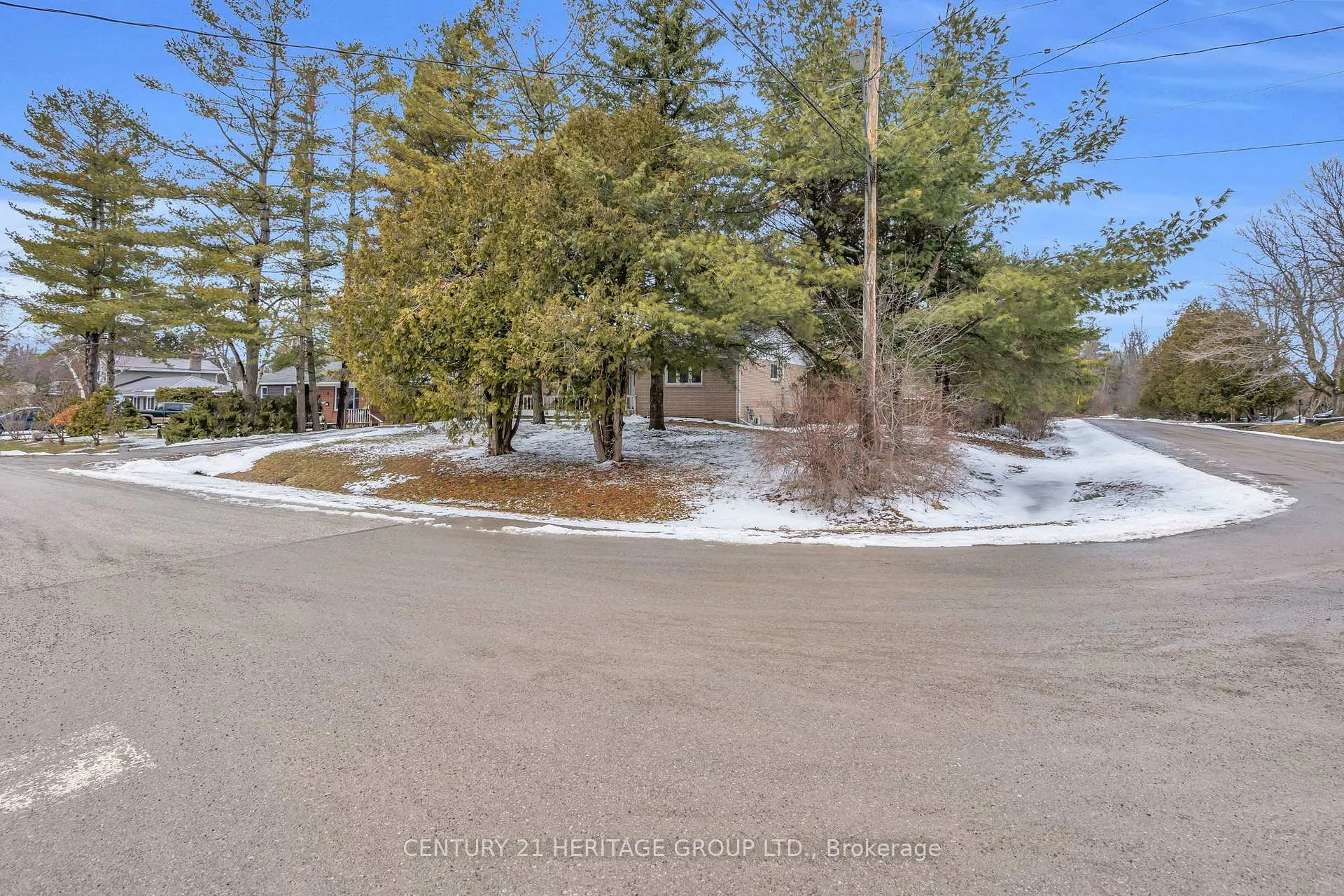 Photo 6 of 50 Main Street, Georgina, Pefferlaw — HOMEH