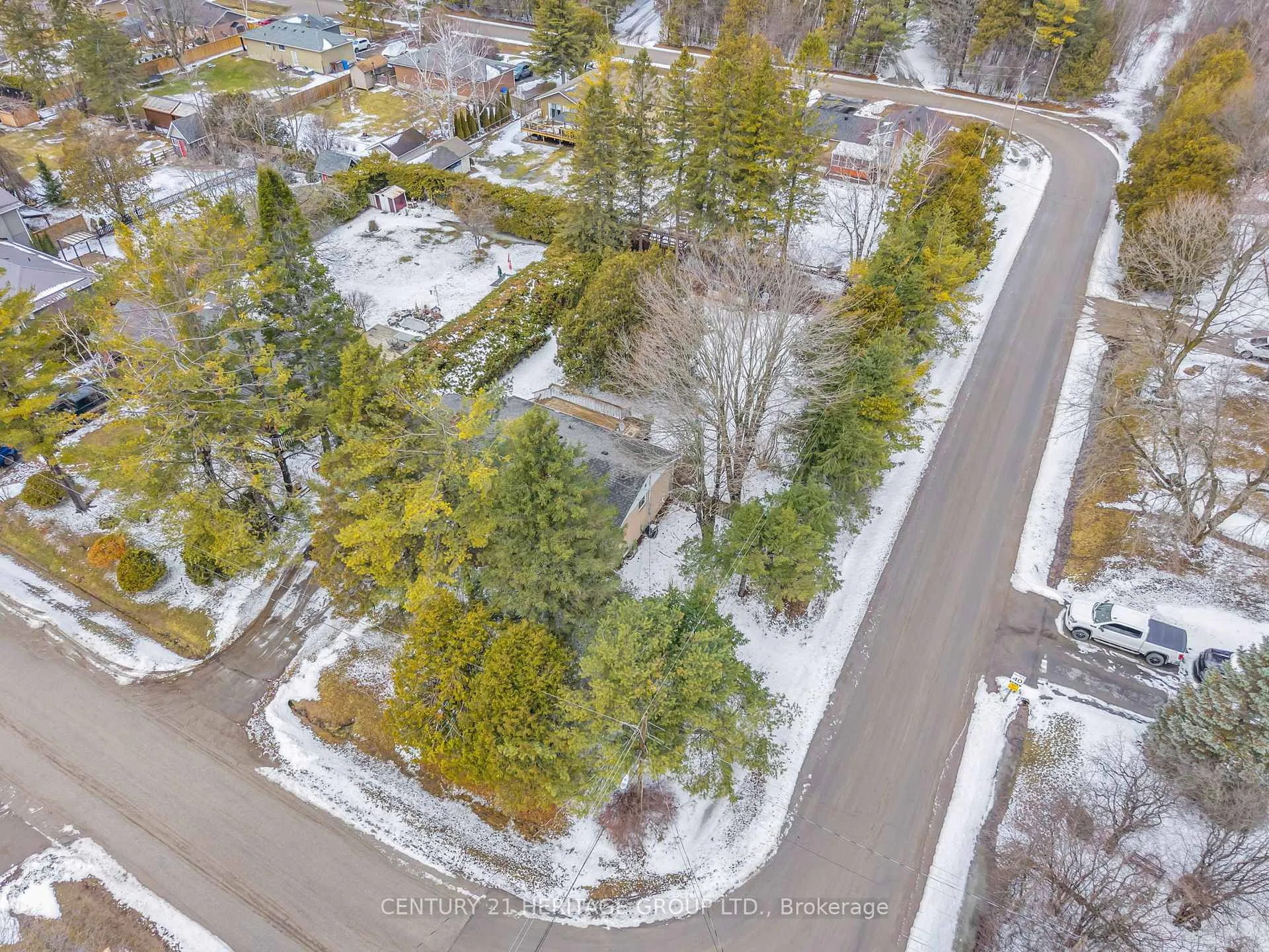 Photo 7 of 50 Main Street, Georgina, Pefferlaw — HOMEH